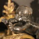 Paire de chenets aux anges en bronze