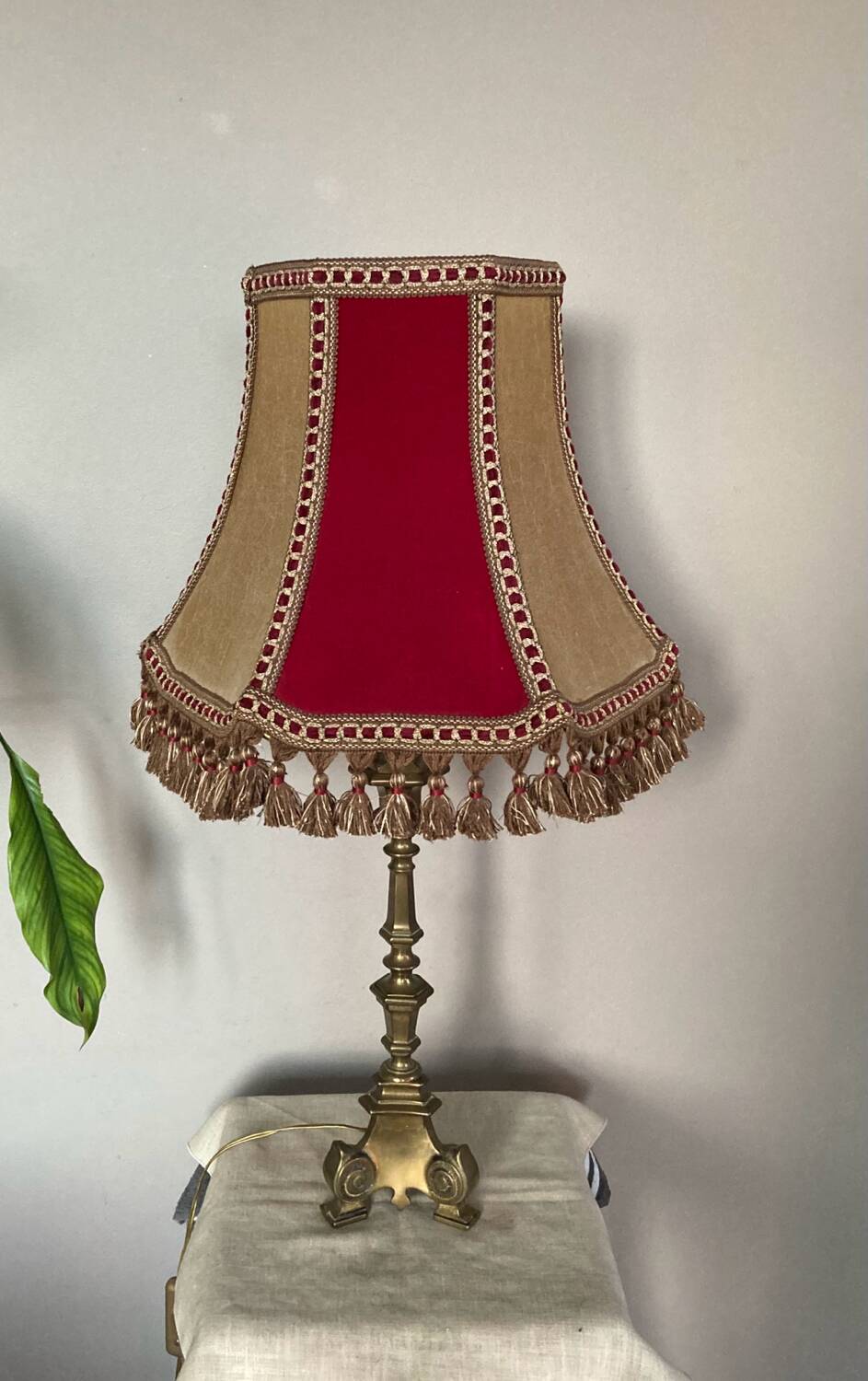 Pic candle living room lamp in solid brass, 20th century