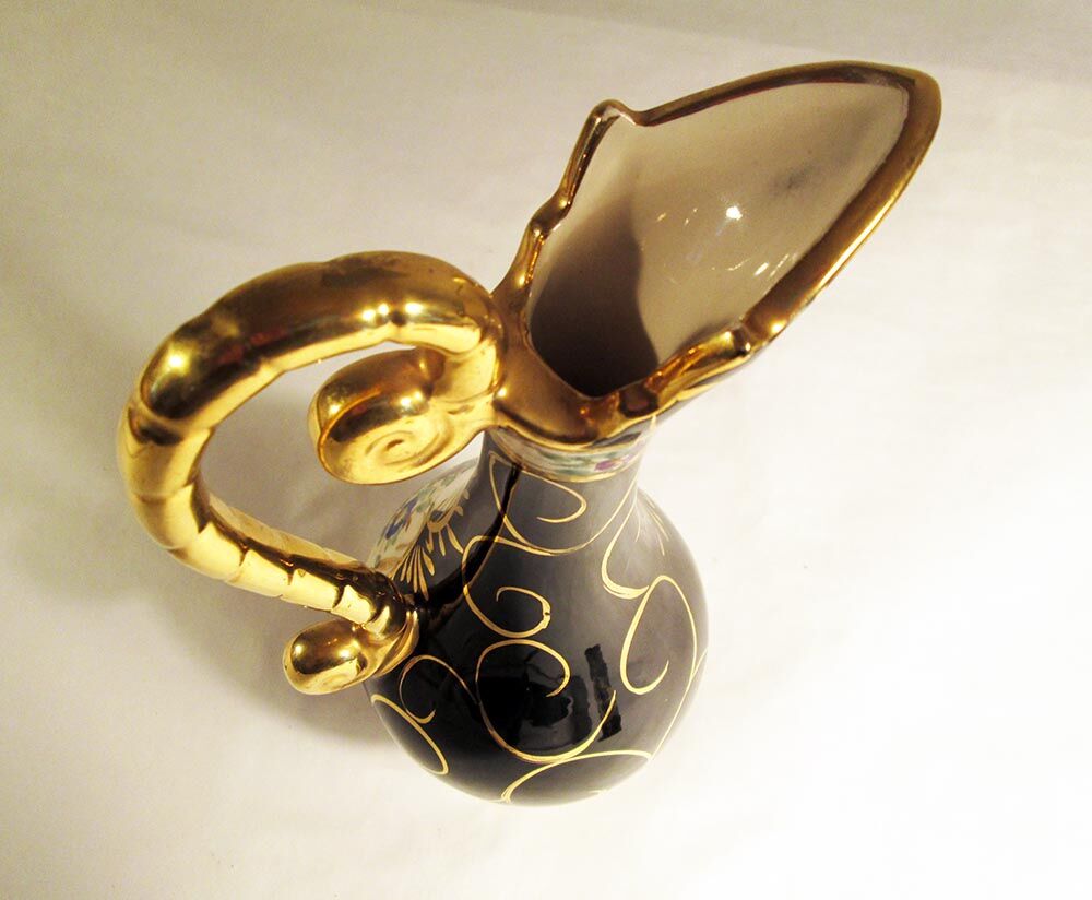 Hubert Bequet ewer-shaped vase