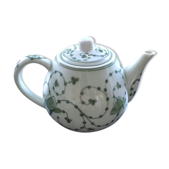 Teapot green vegetable decoration