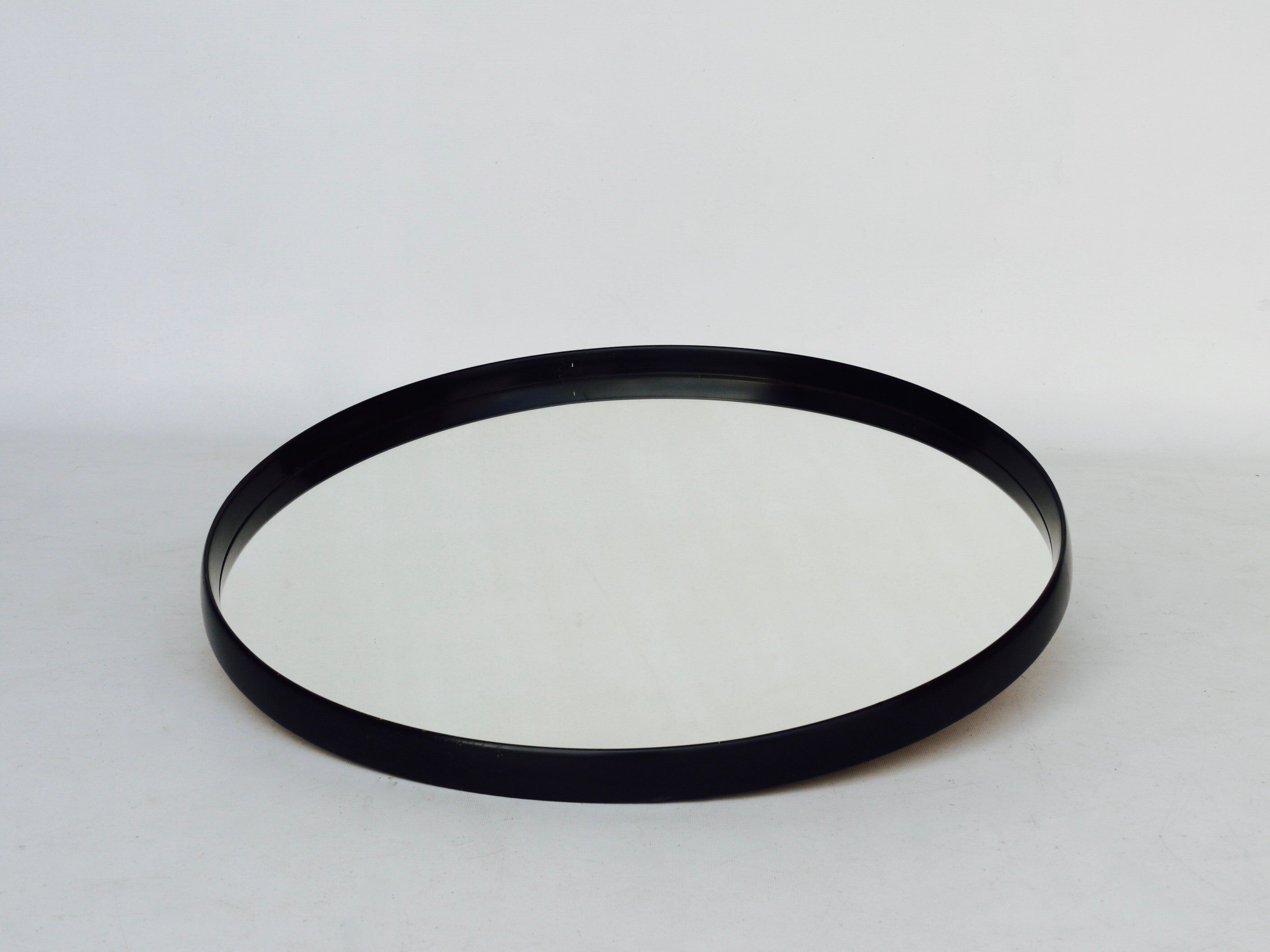 Miroir rond en bois hollandais vintage de O.W. Hack, années 1970