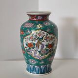 Partitioned porcelain vase Japan