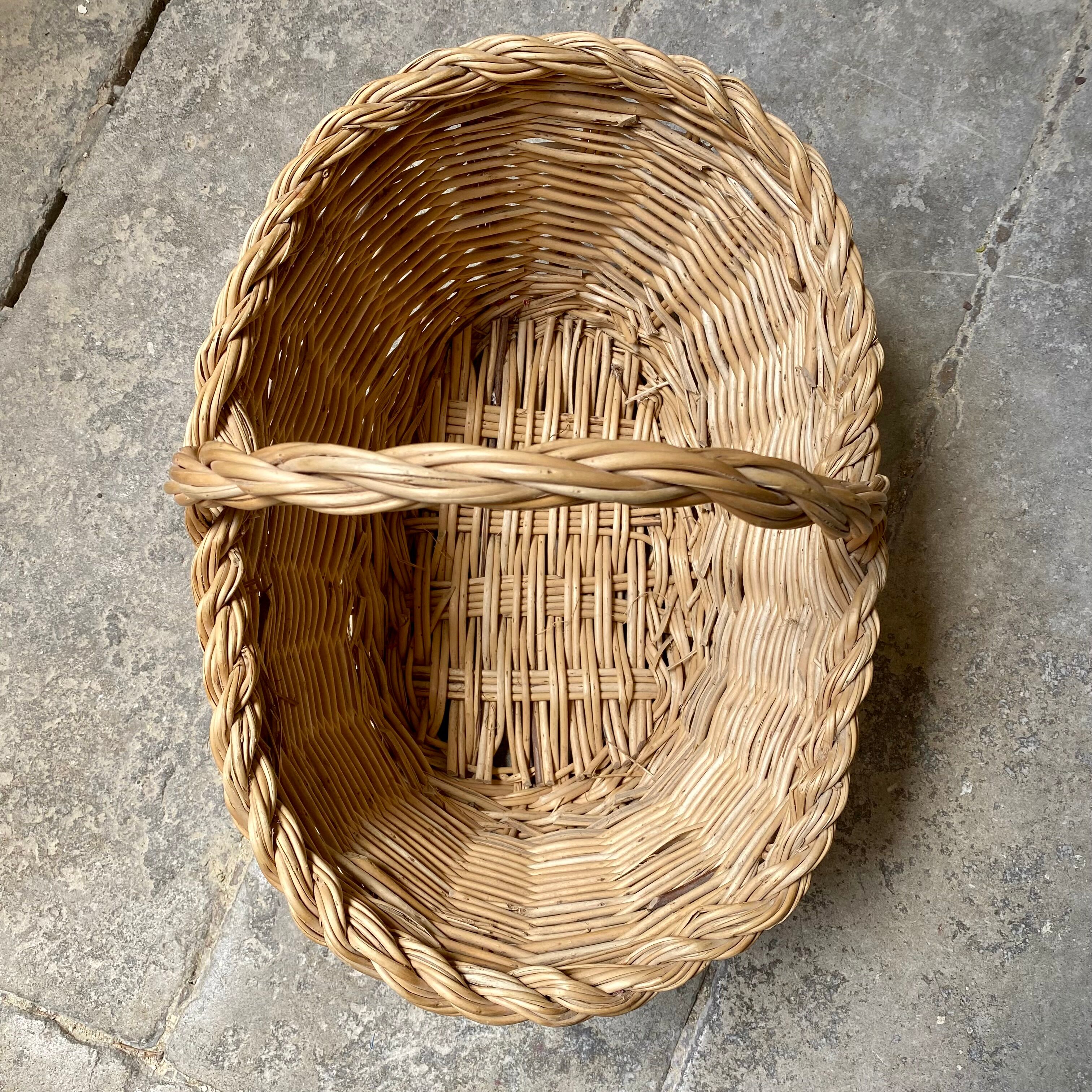 Wicker basket