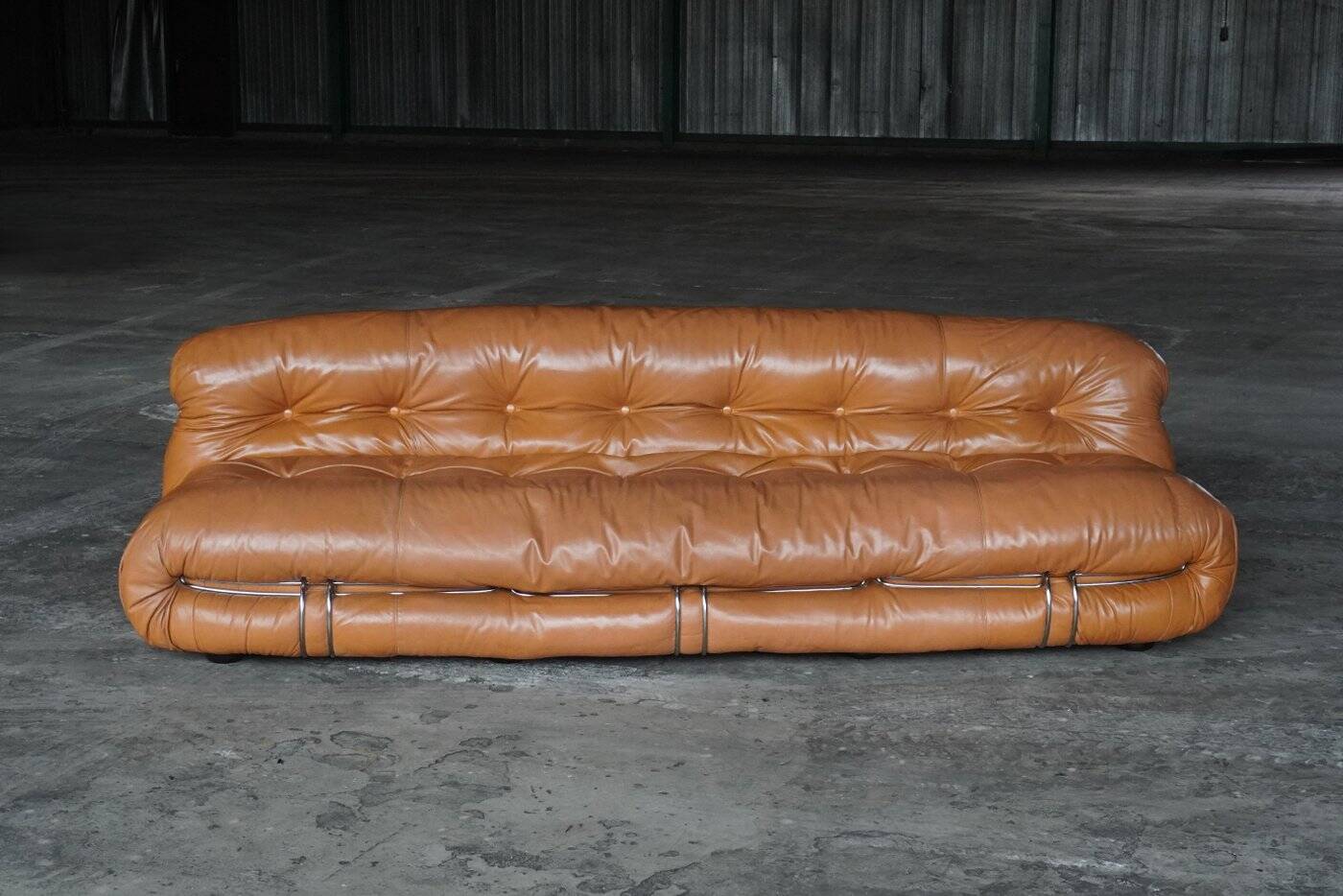 Soriana Three-Seater Sofa in Original Leather by Afra and Tobia Scarpa for Cassina, 1970s