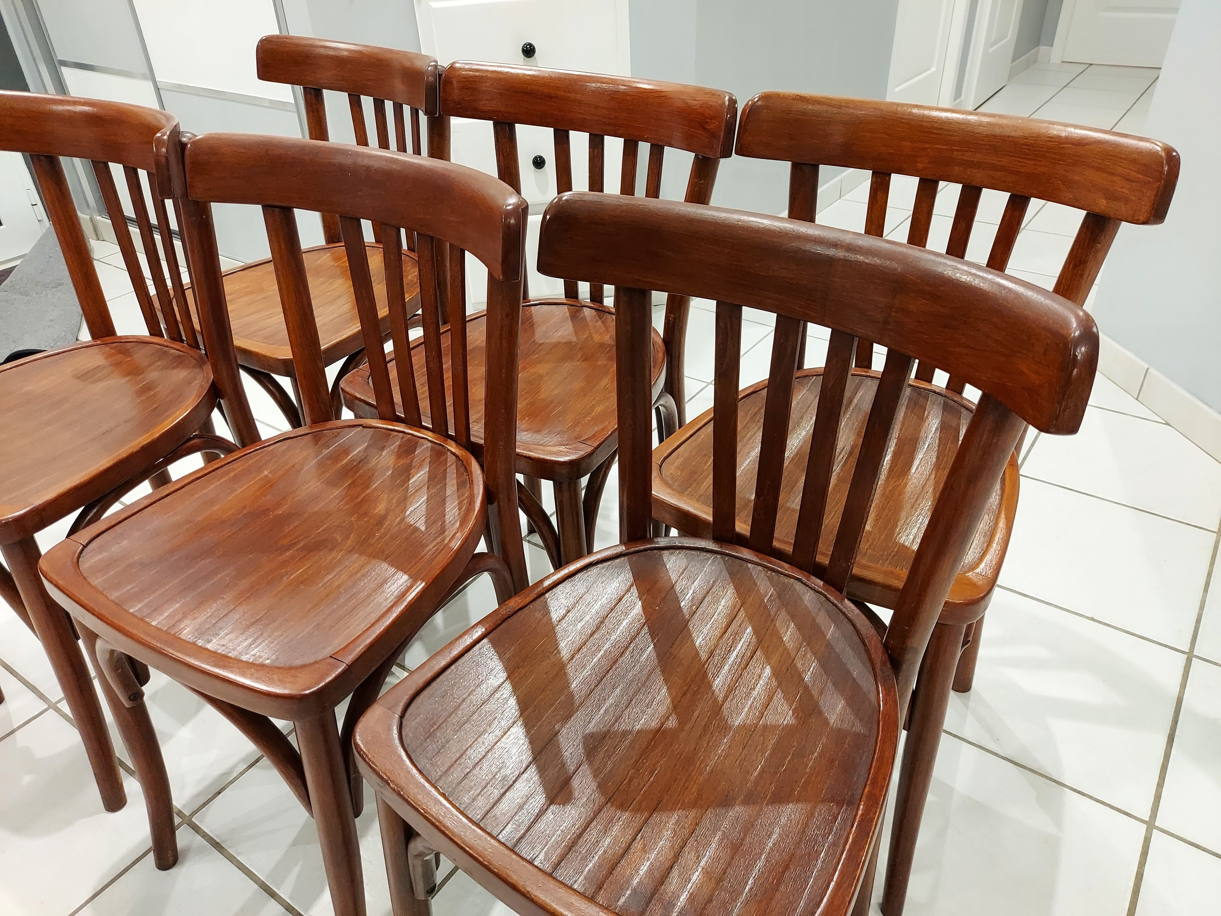 Suite de 6 chaises de Bistrot vintage années 1950