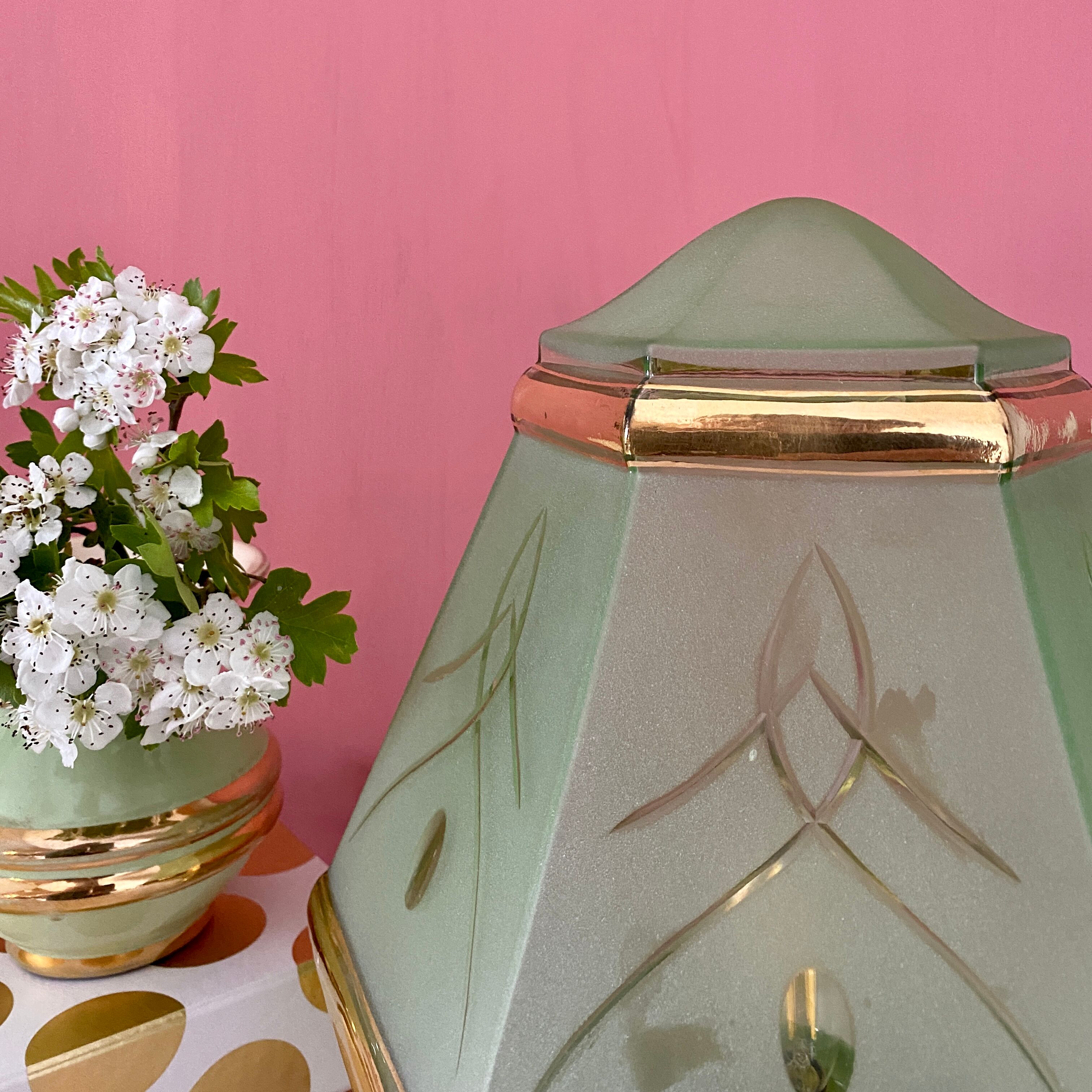 Table lamp globe vintage art deco glass