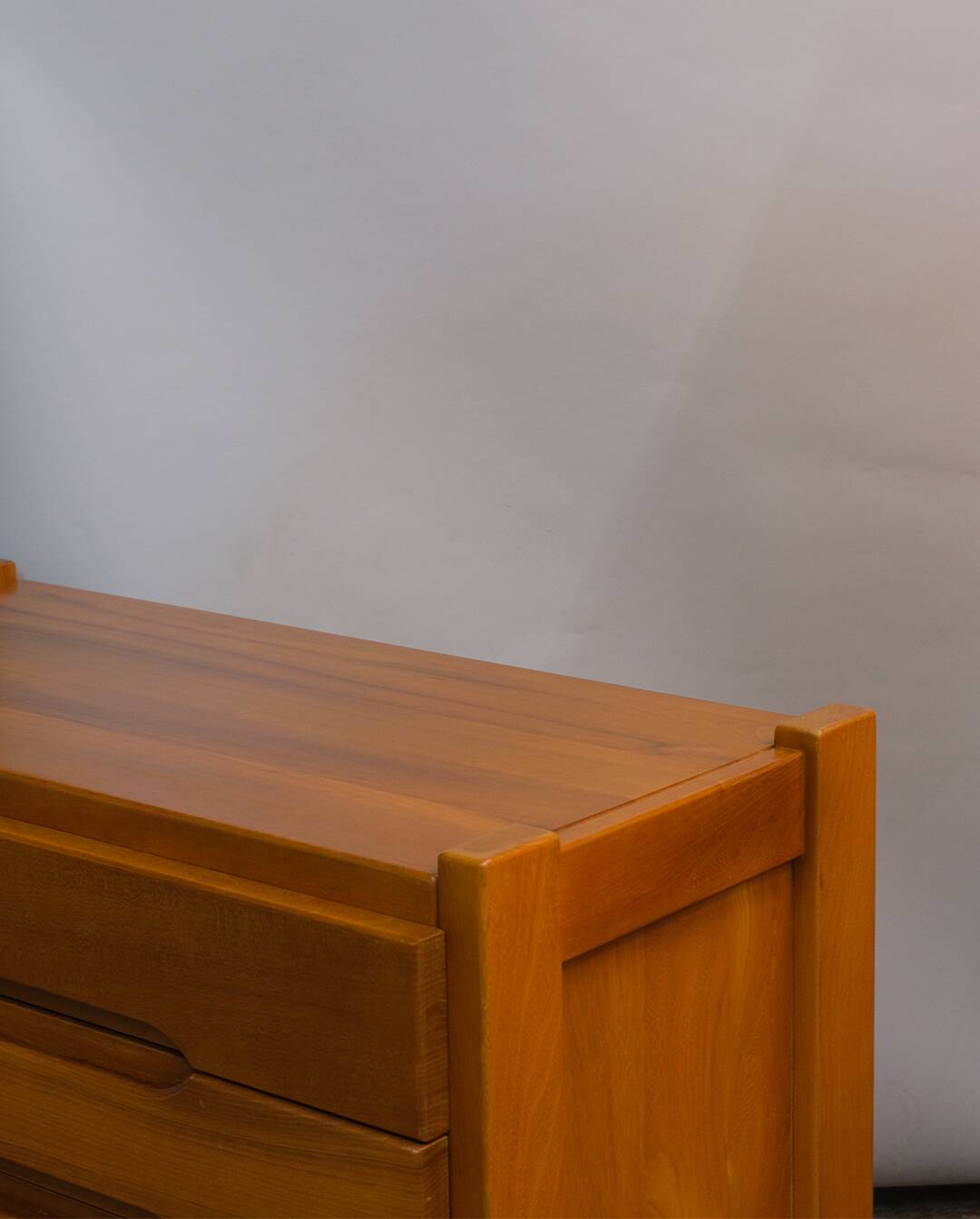 Regain House Chest of Drawers