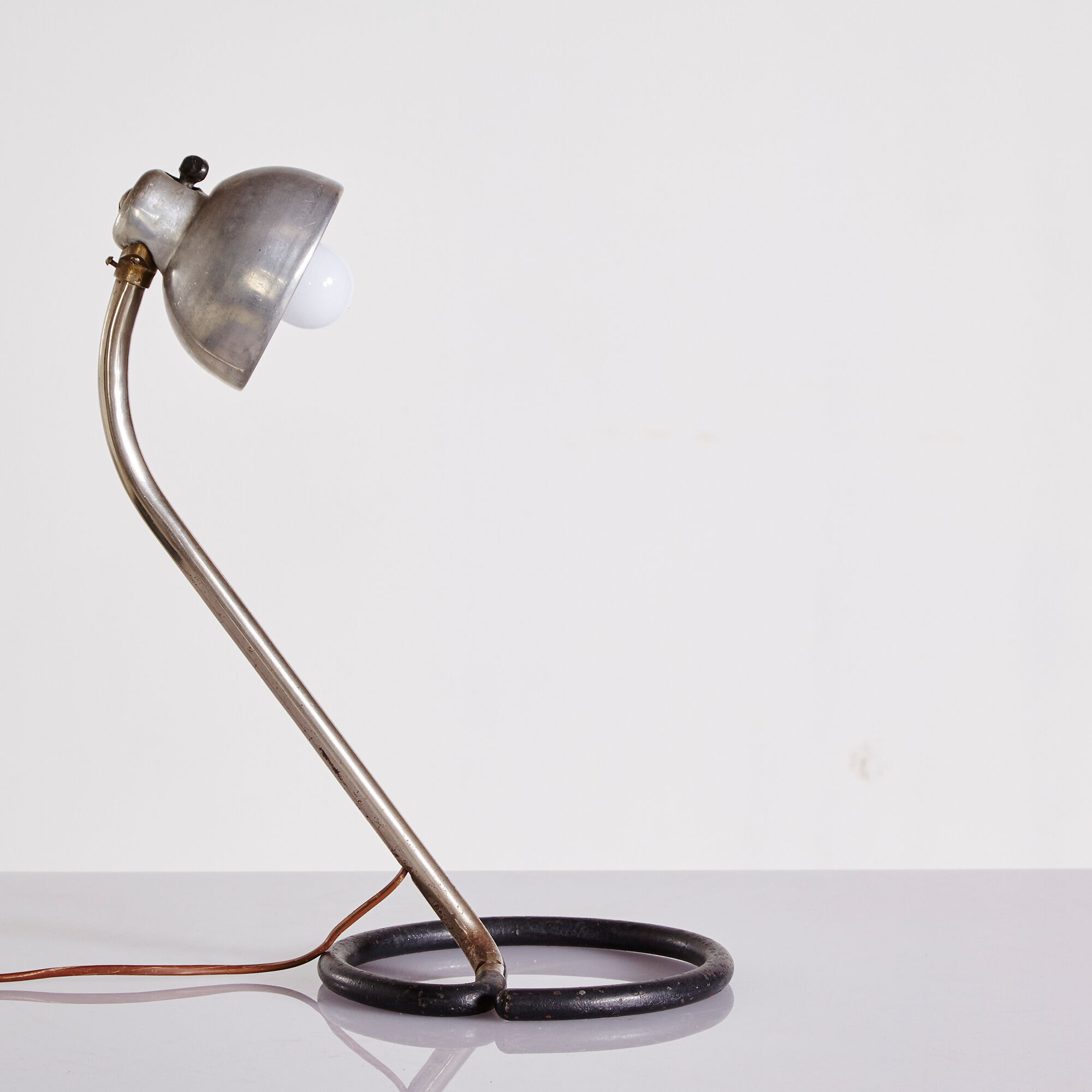 Workshop lamp