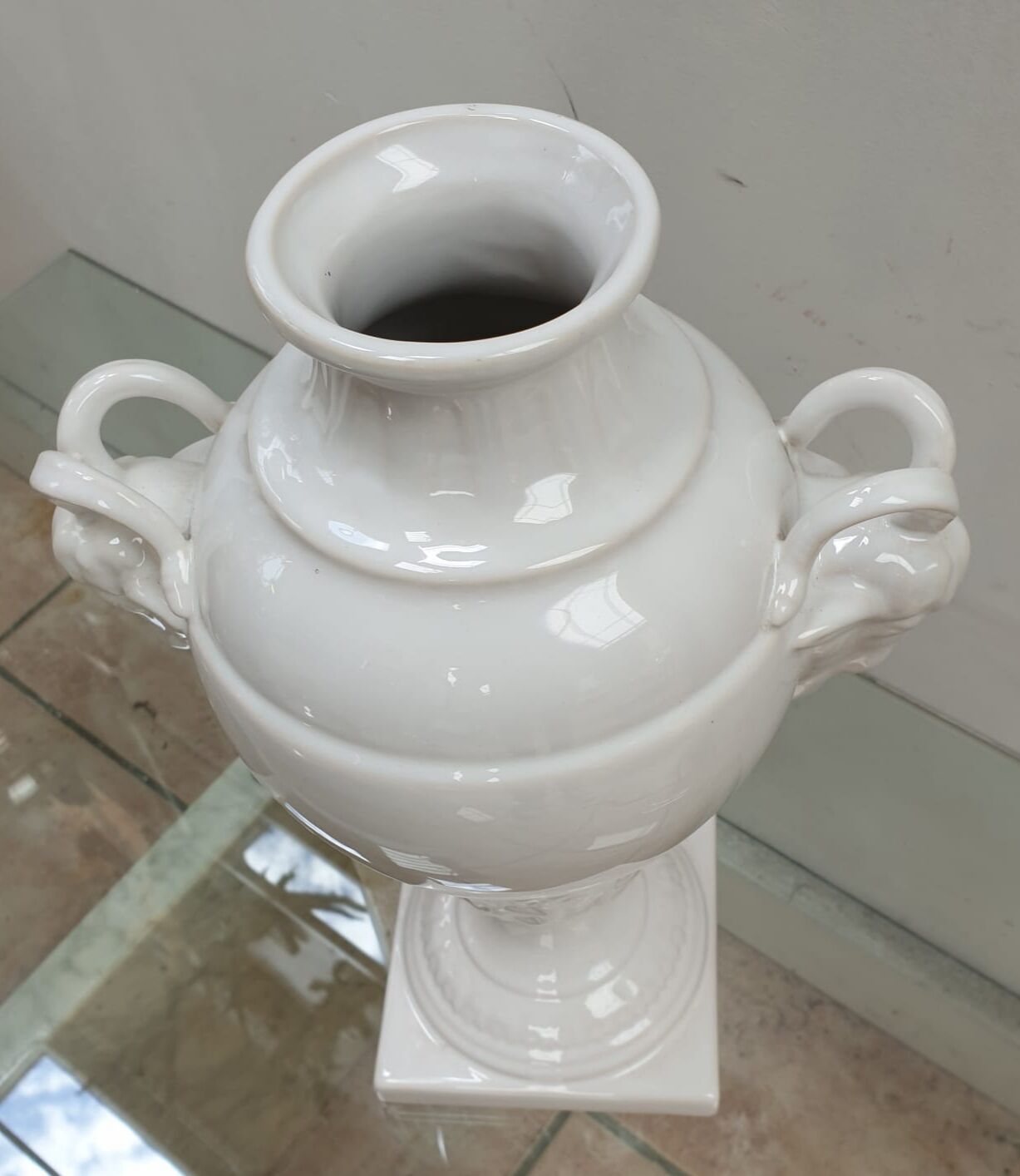 Large white St Clement Cermal Vase