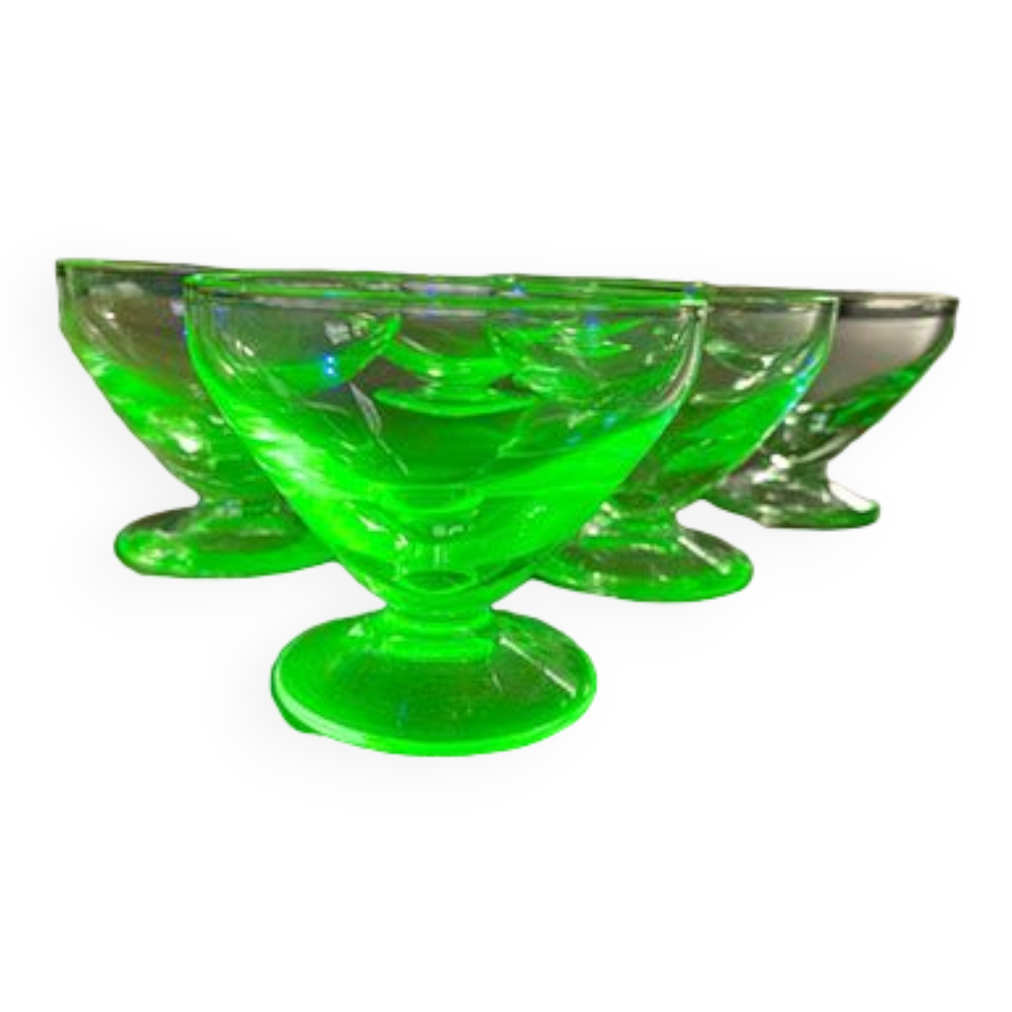 6 champagne cups in ouraline
