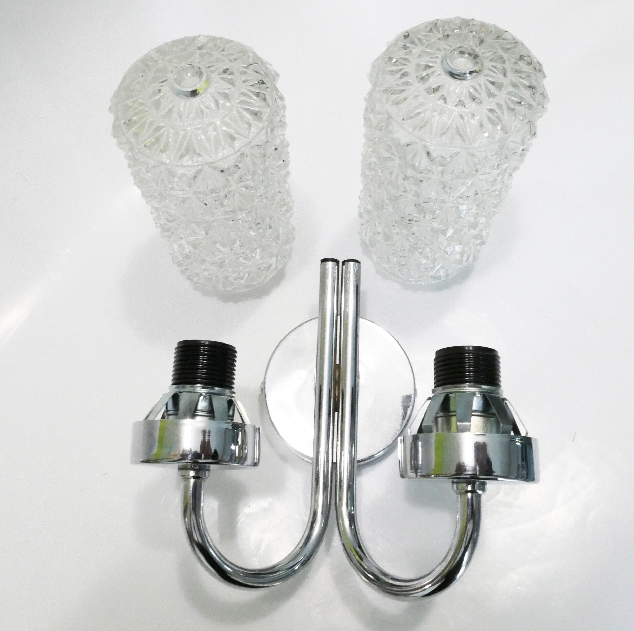 Double wall lamp 1970's chrome and glass