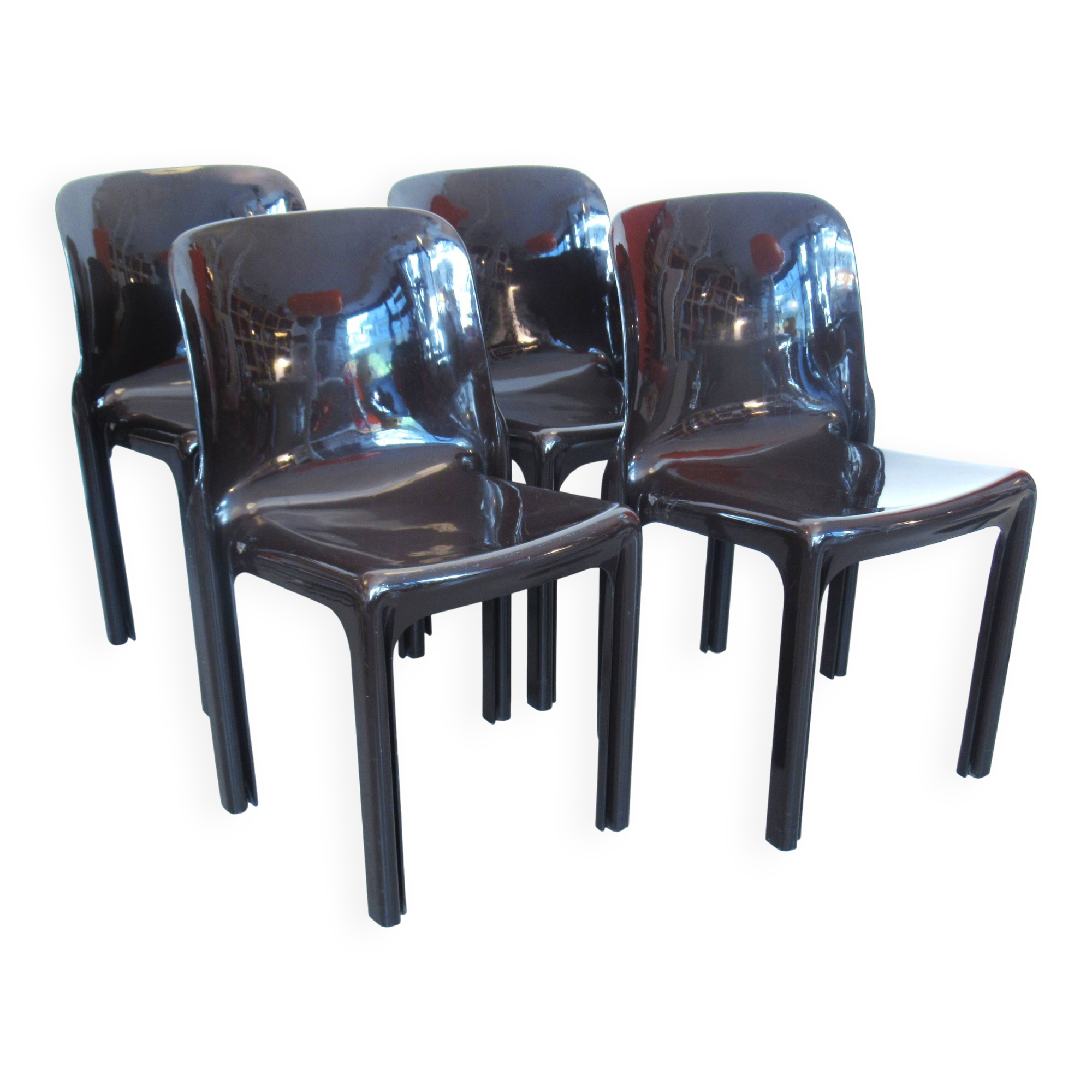 Set de 4 chaises Selene marron Magistretti Artemide