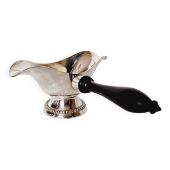 Classic style sauce boat, Perlas model, in silver metal, with removable handle