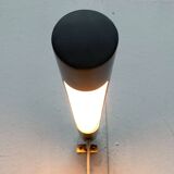 Mid-century minimalist wall lamp by Egon Eiermann for Beisl, 1960s.