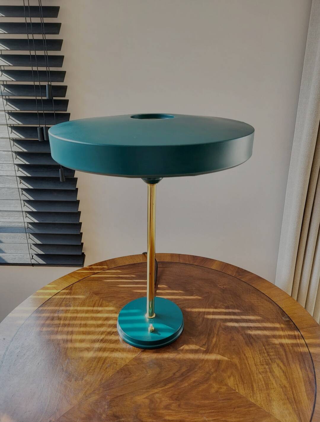 Vintage Philips Timor desk lamp, 1960s, green model.