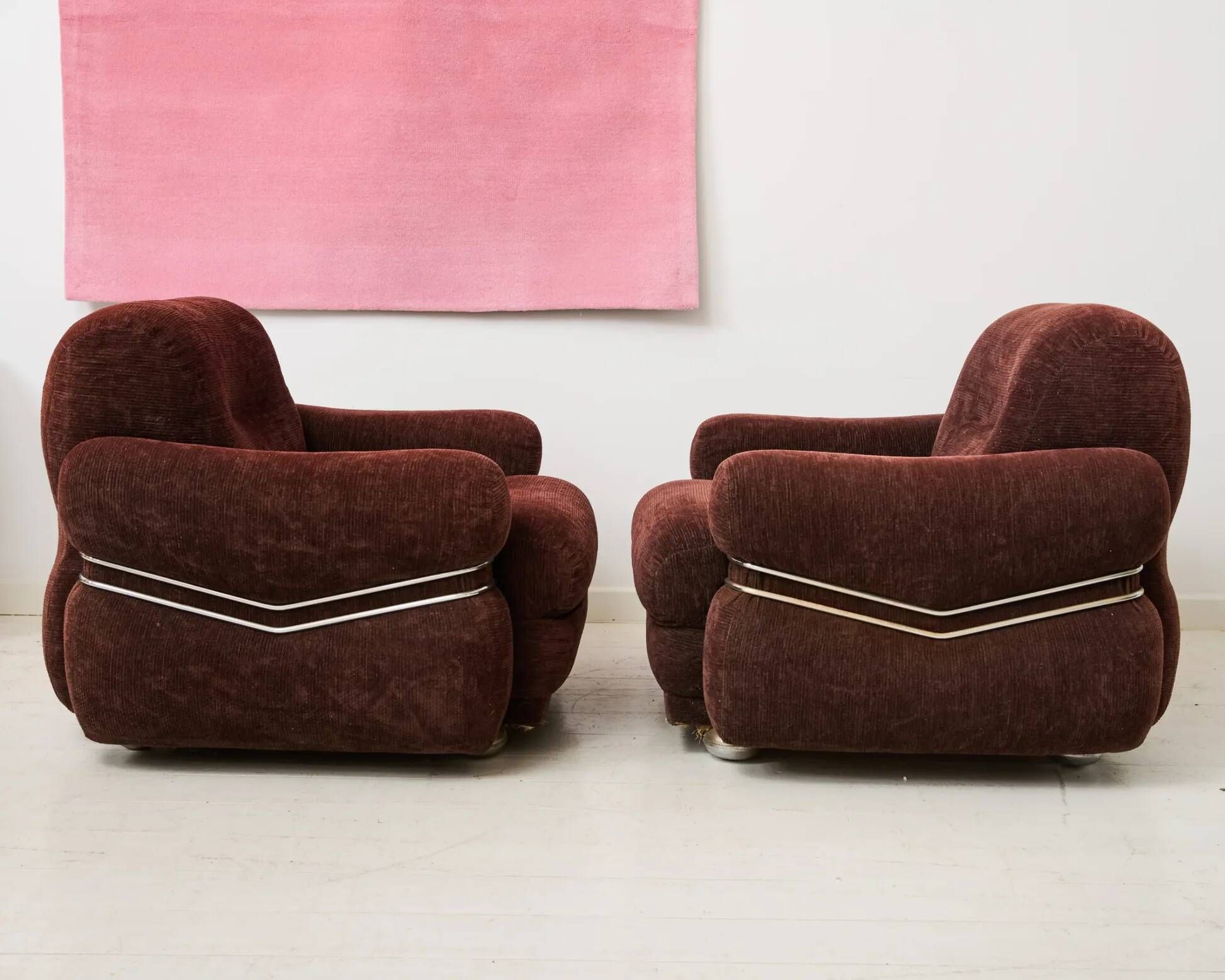 Brown velvet armchair, in the style of Adriano Piazzesi, Italy, 1980s.