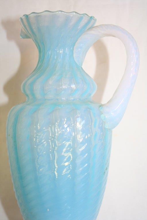 Opalescent opaline needle