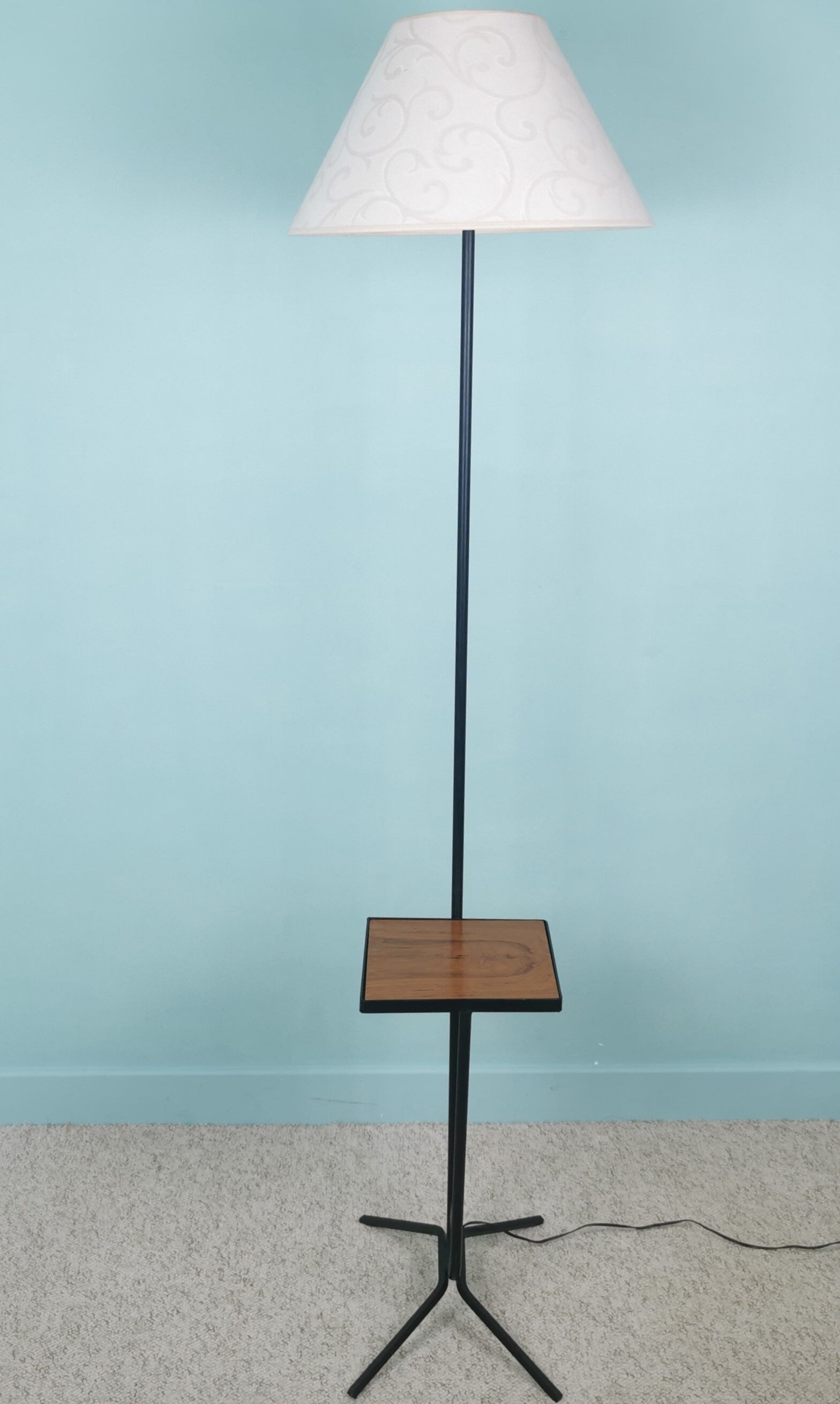 60s lamppost
