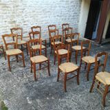 Set of 15 straw chairs