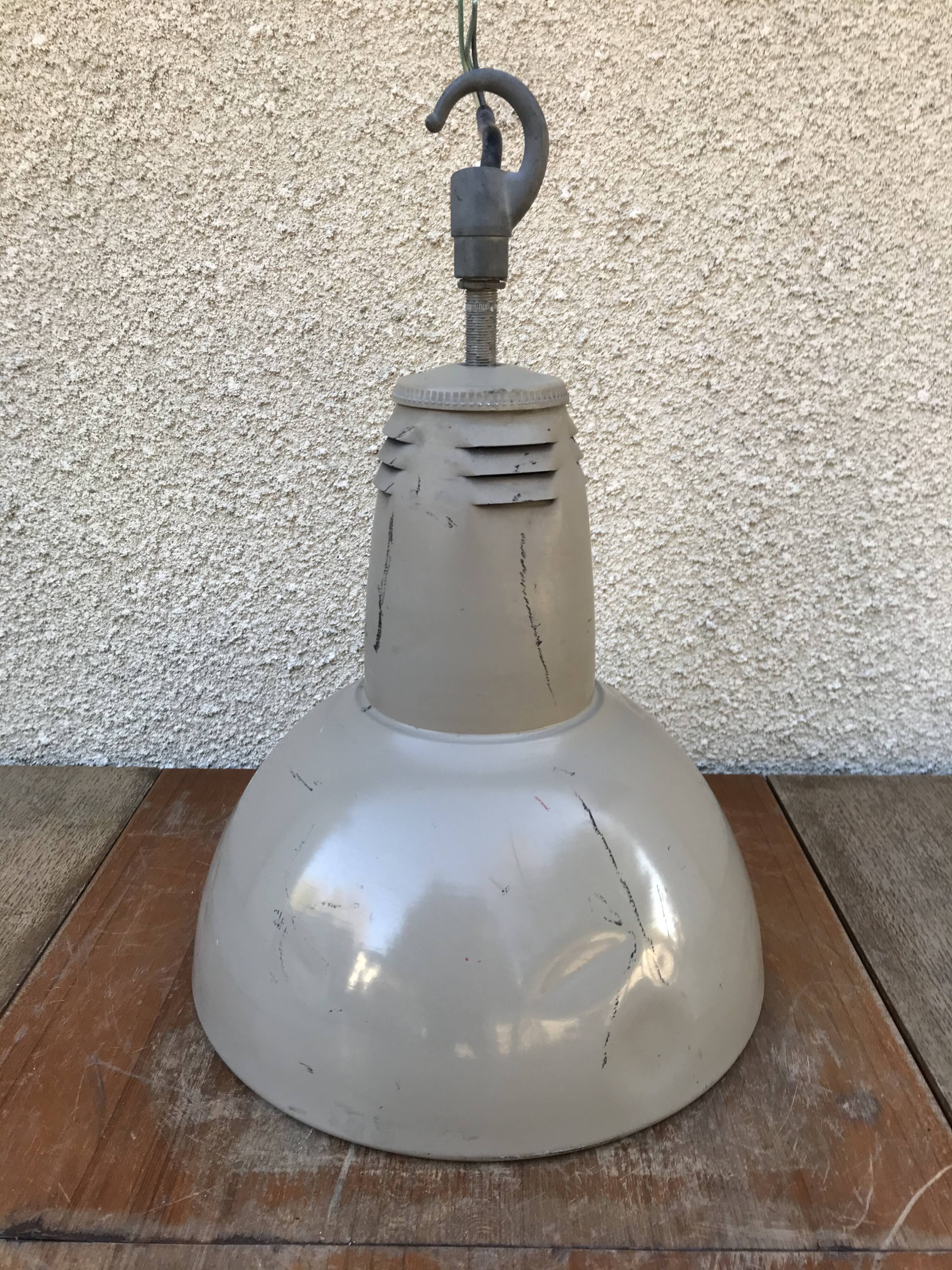 Old hanging lamp 1970