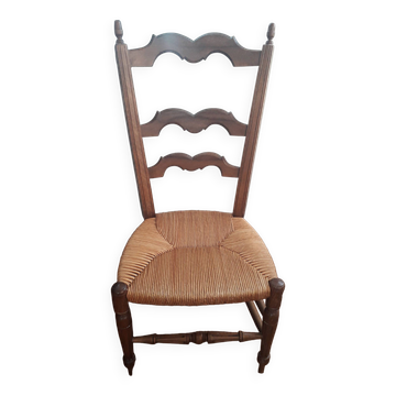 Chaise de nourrice ancienne