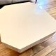 Table basse laquée crème David Lange