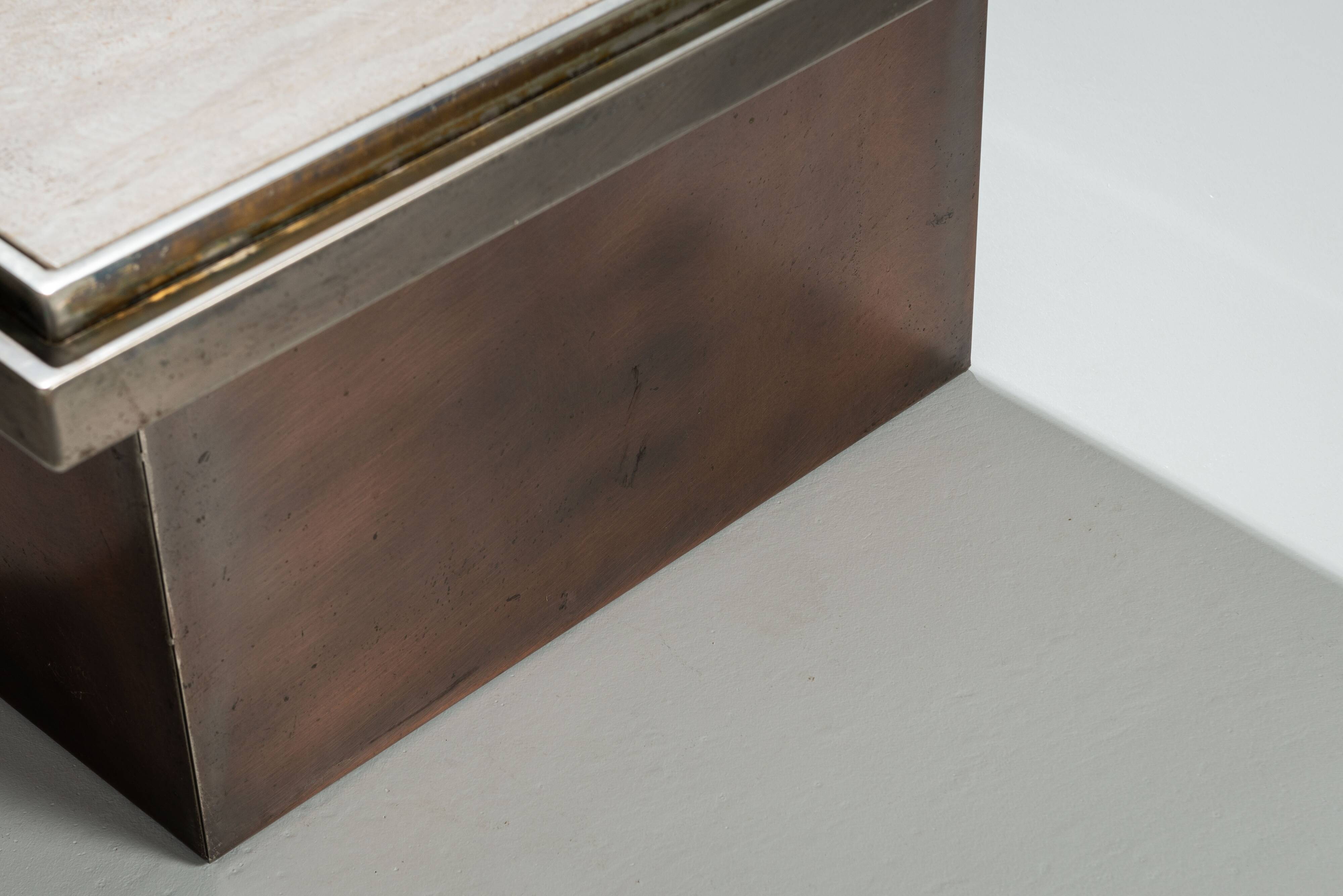 Belgochrom coffeetable in polished metal and travertin