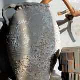 Cruche en terre cuite ancienne