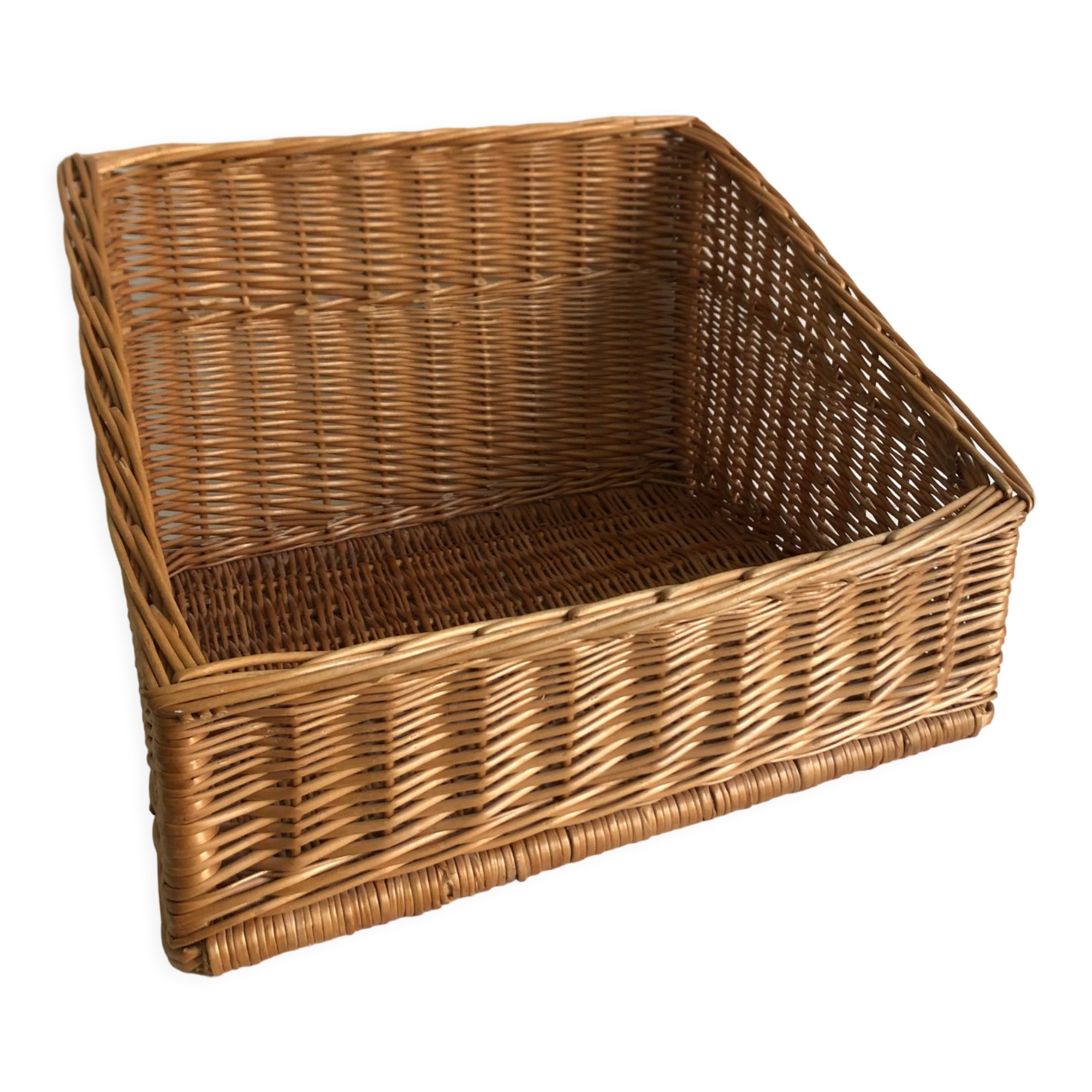 Baker's basket, wicker