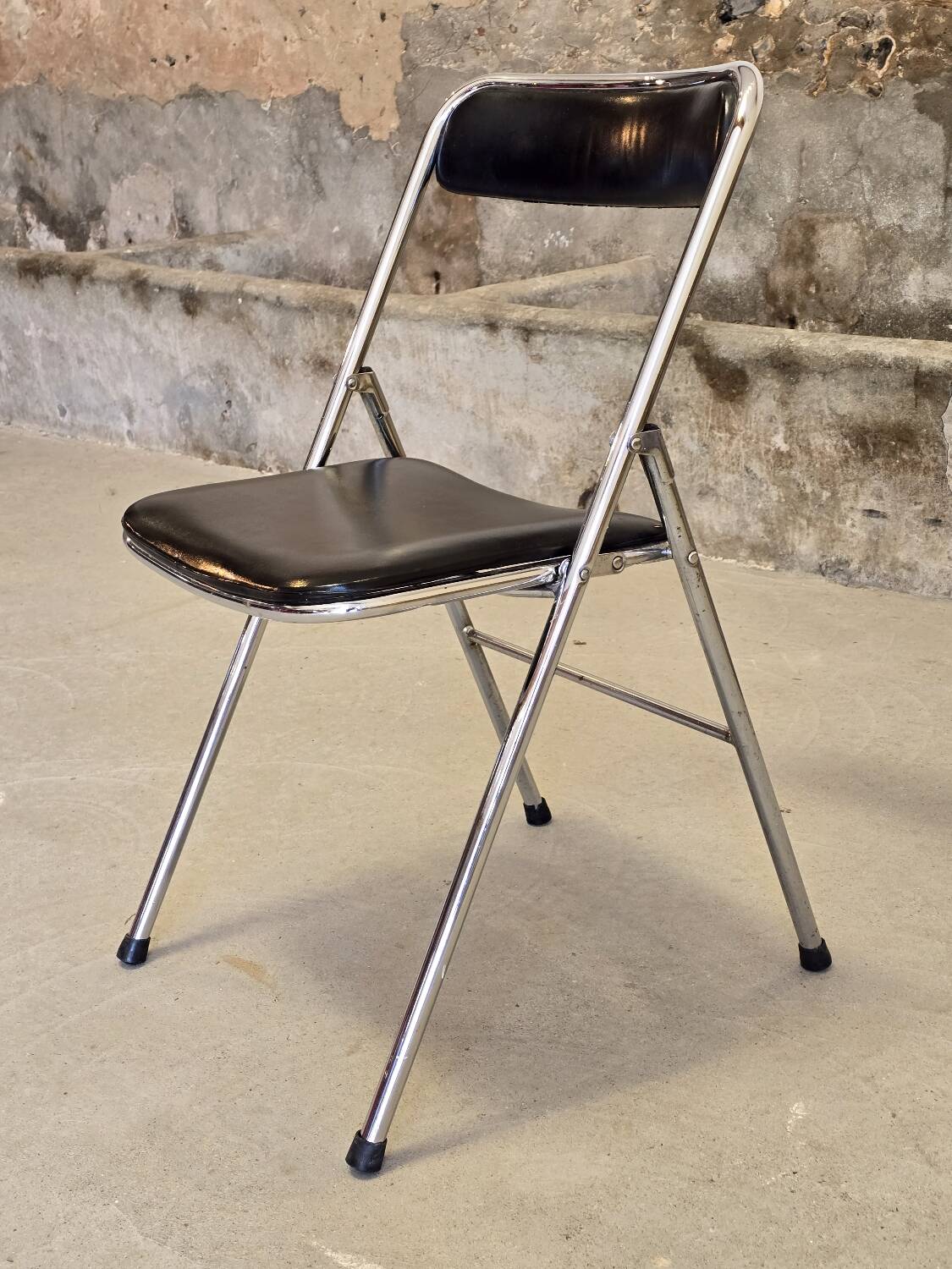 Folding chair 1970