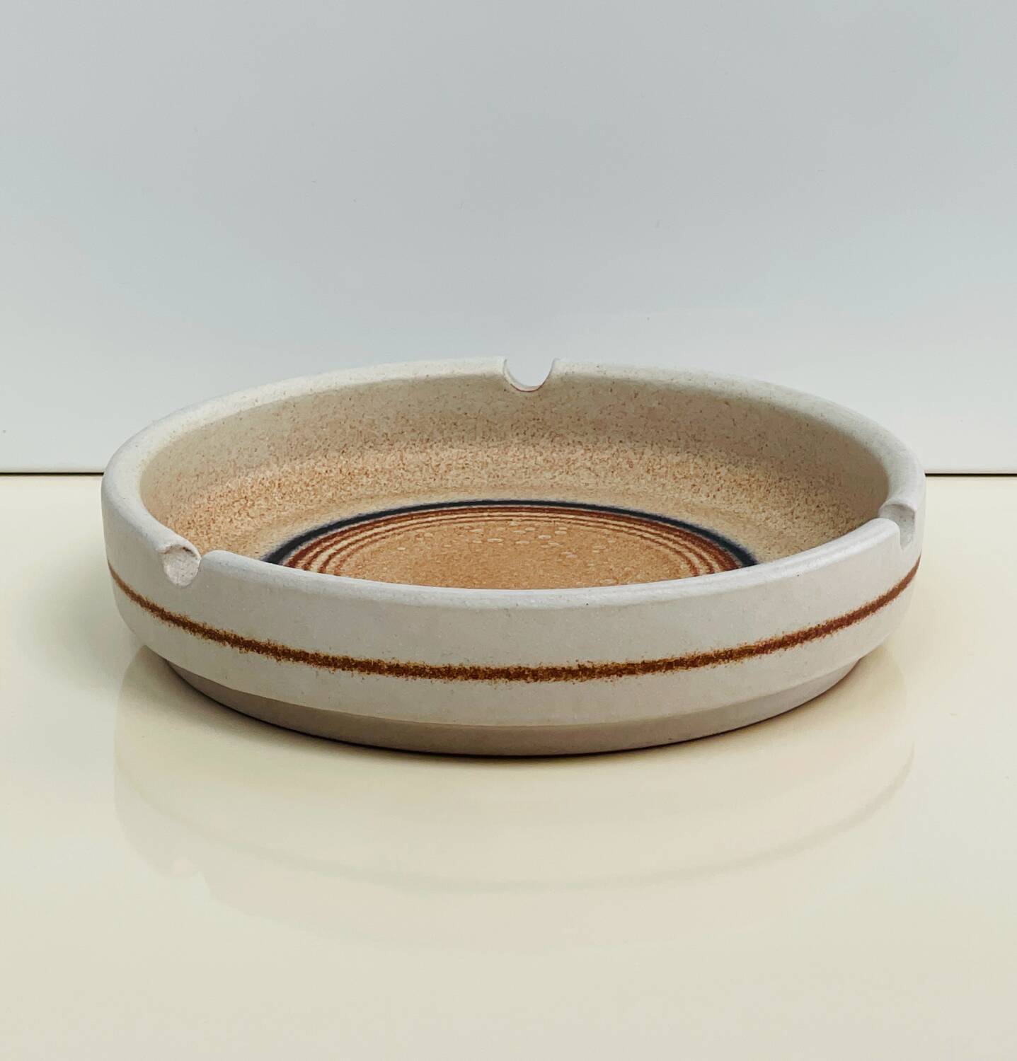 Large enamelled stoneware ashtray - Serra, Catalonia - 1970