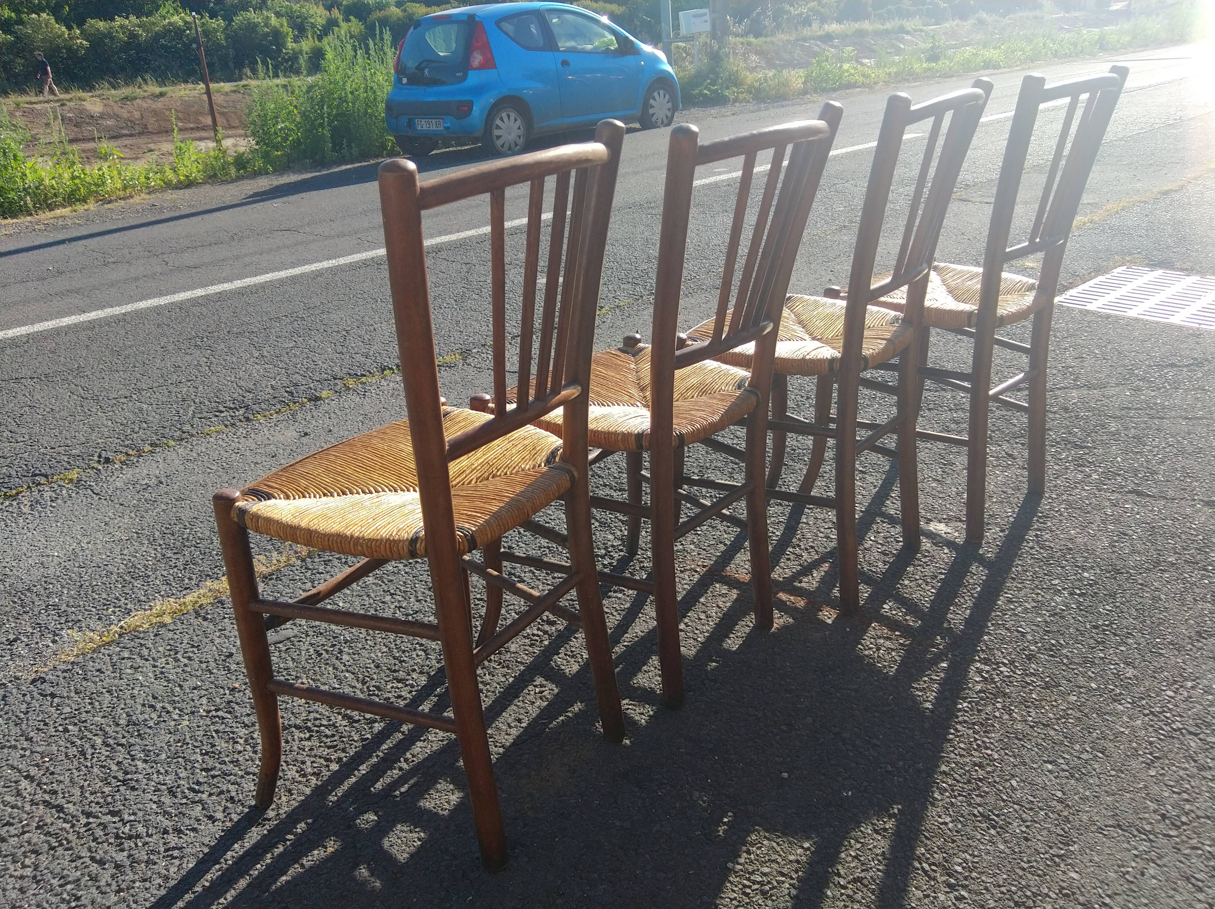 Set of 4 straw-seated bistro chairs