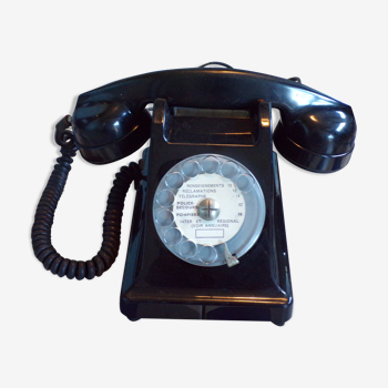 Vintage Ericsson dial phone in Bakelite