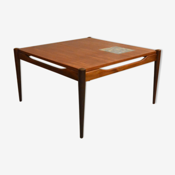 Reversible tray coffee table