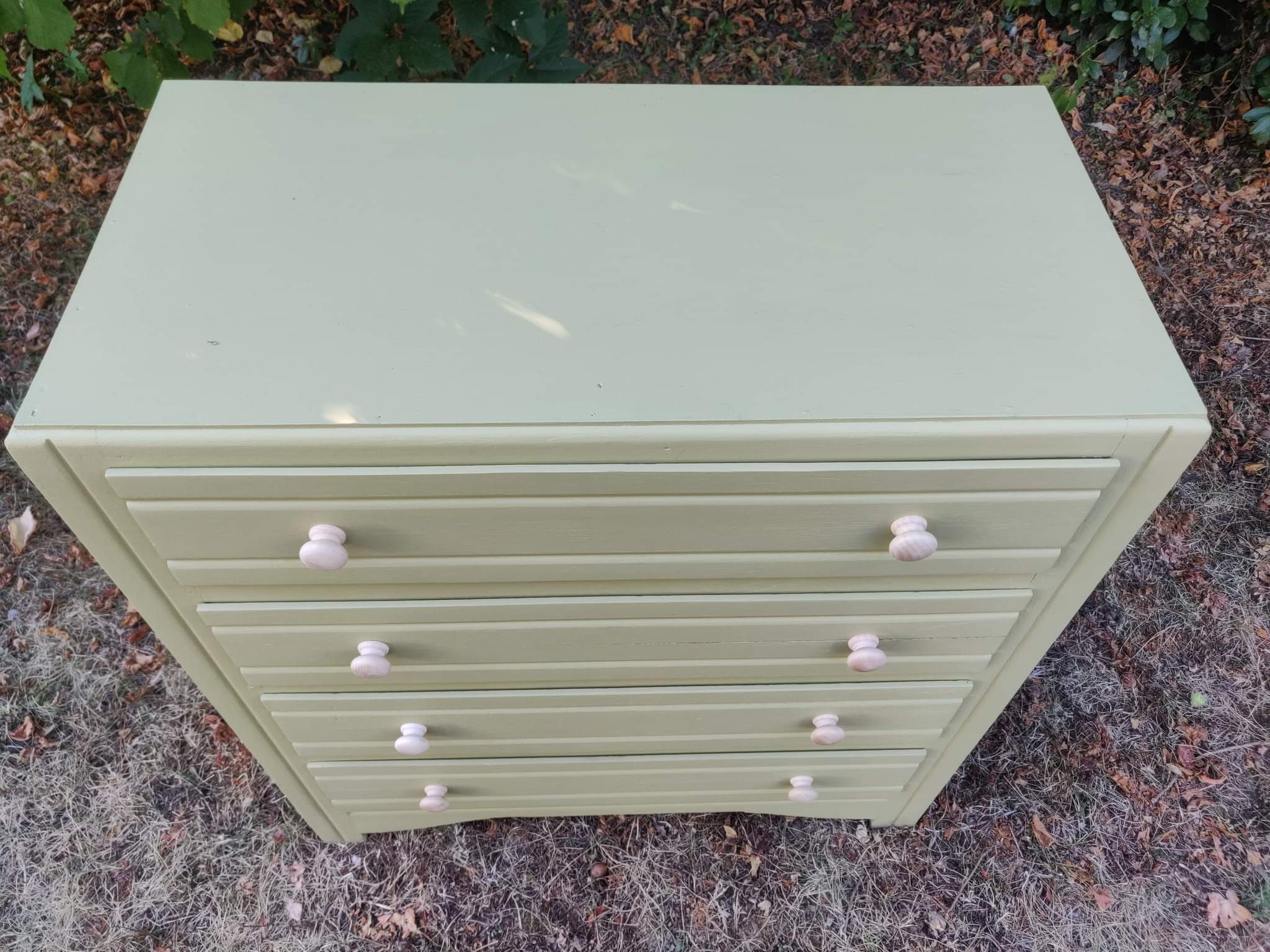Antique chest of drawers