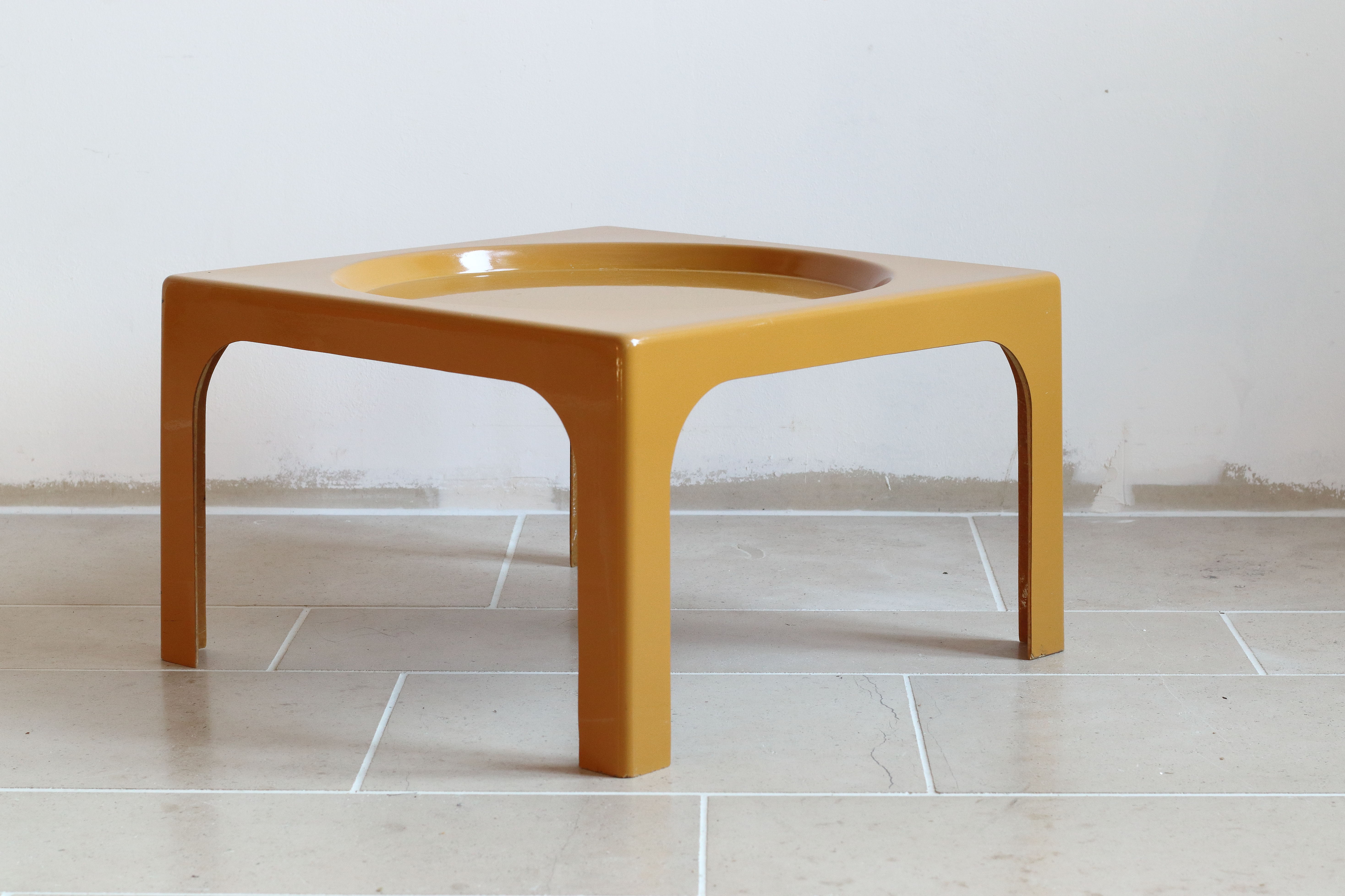 Low table in fiberglass, 1970s