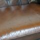Canapé Chesterfield anglais 2,5 places en cuir de vachette flammé marron foncé