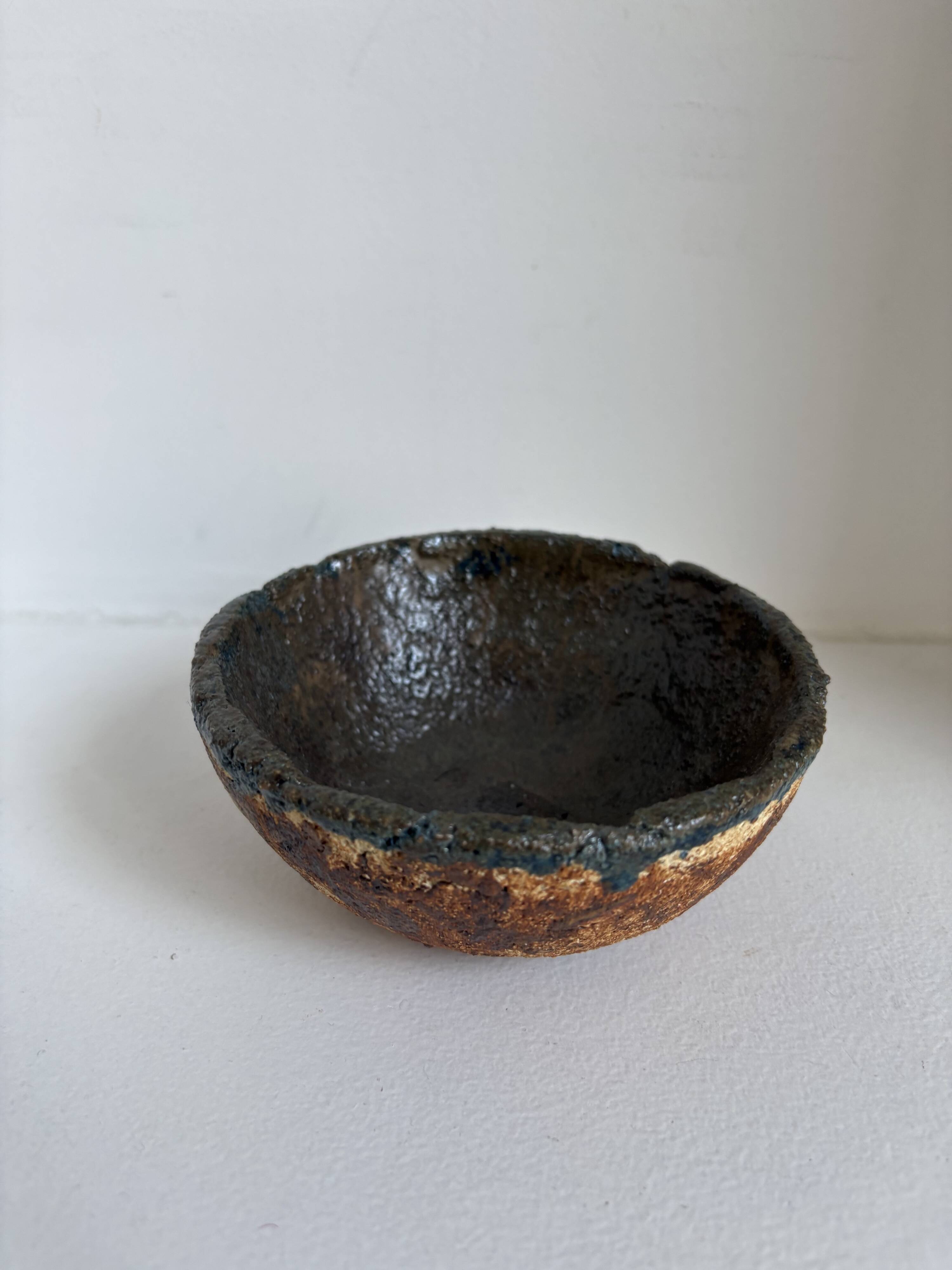Set of 22 decorative items