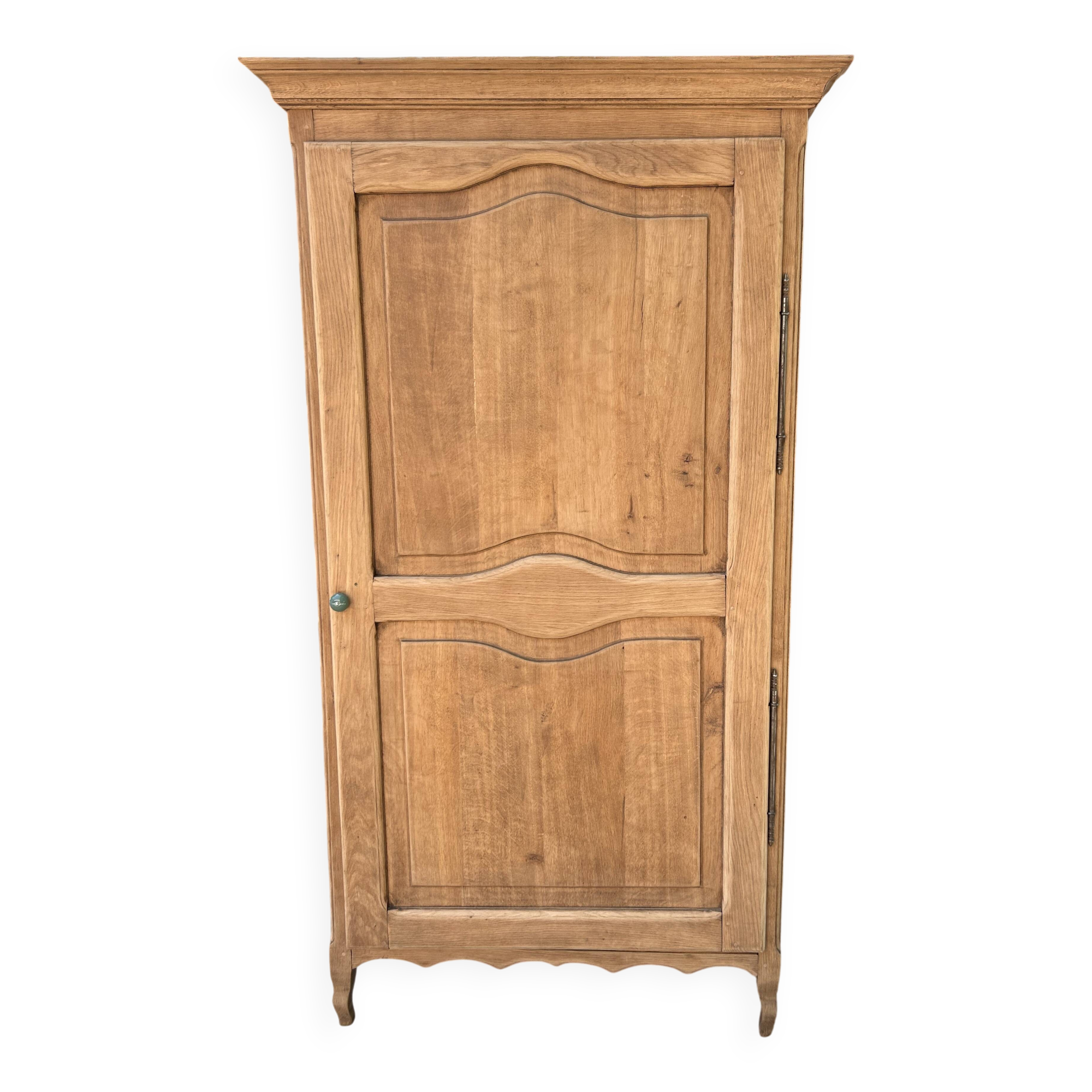 Renovated solid oak bonnet maker