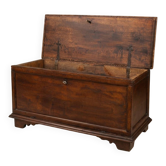 Antique chest/cassapanca restored from the late 18th - early 19th century.