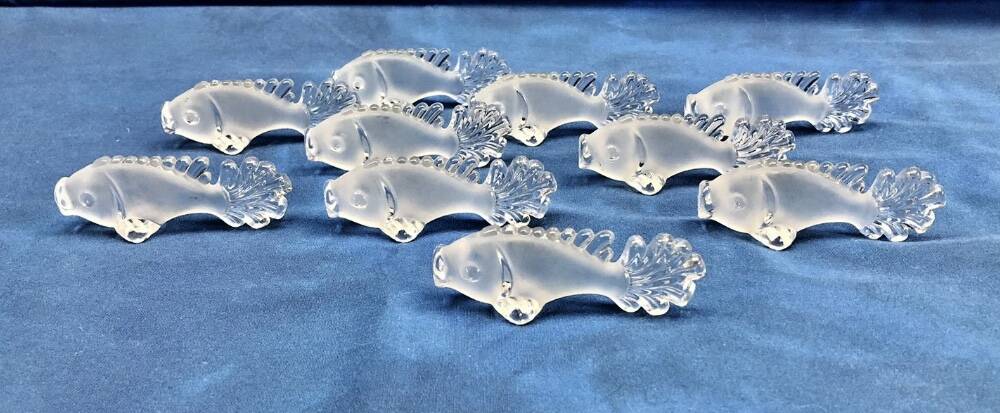 10 Art Deco fish knife holders signed YER