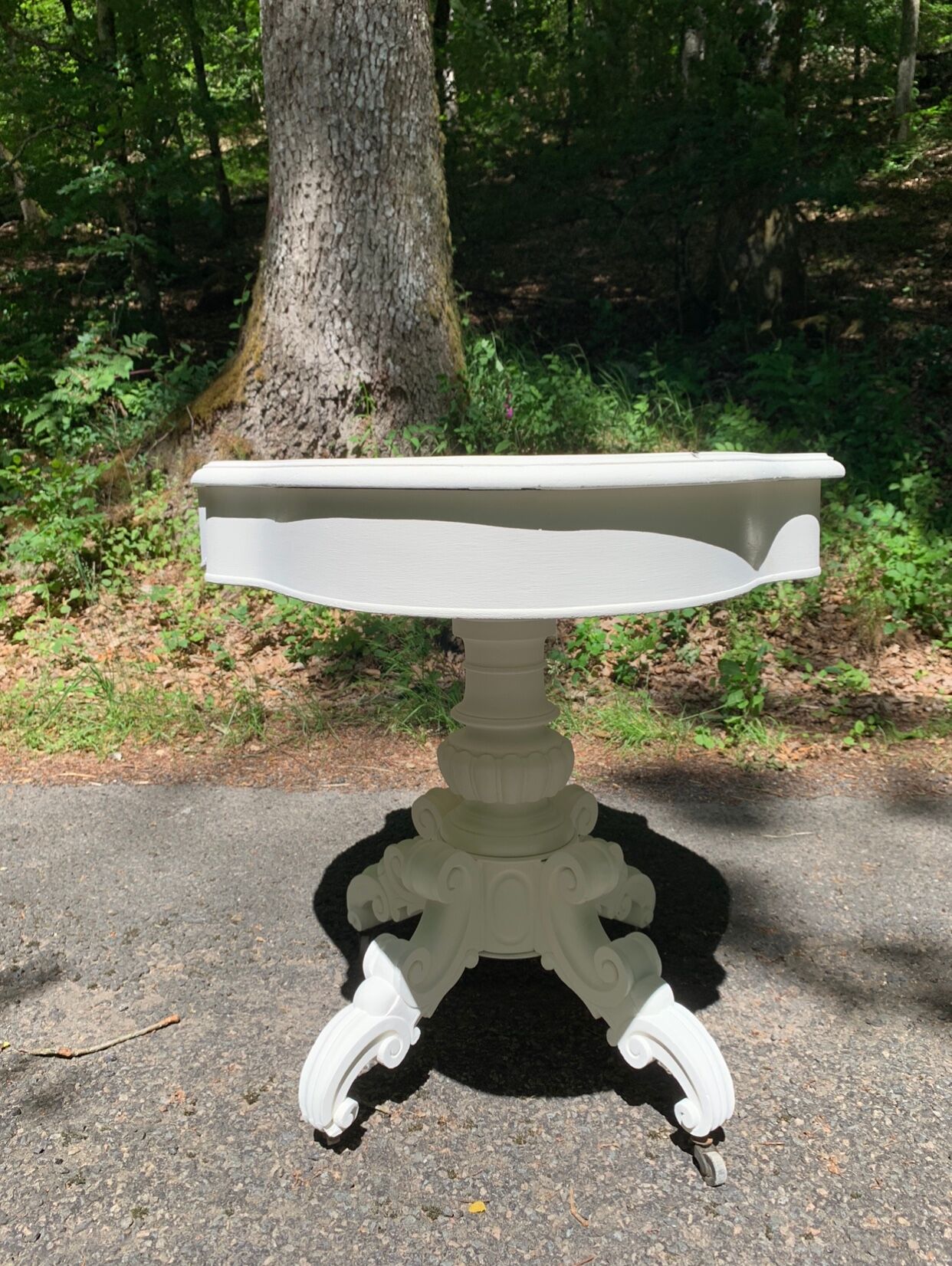 White dolce vita makeover violin table