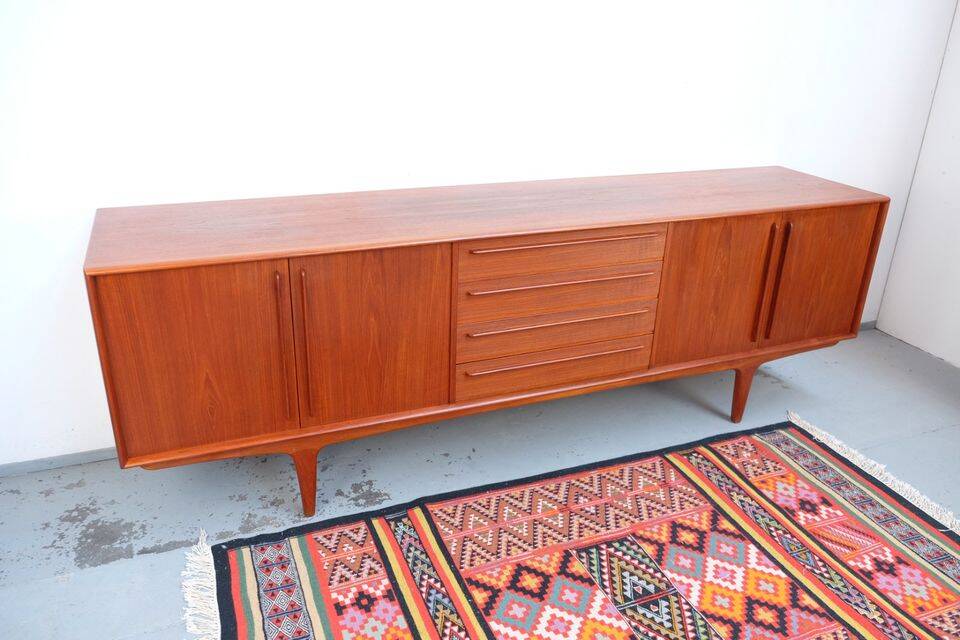Teak sideboard in 60s/70s style, retro Danish vintage.