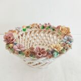 Empty pocket decorated with flowers in open-ended dabbling