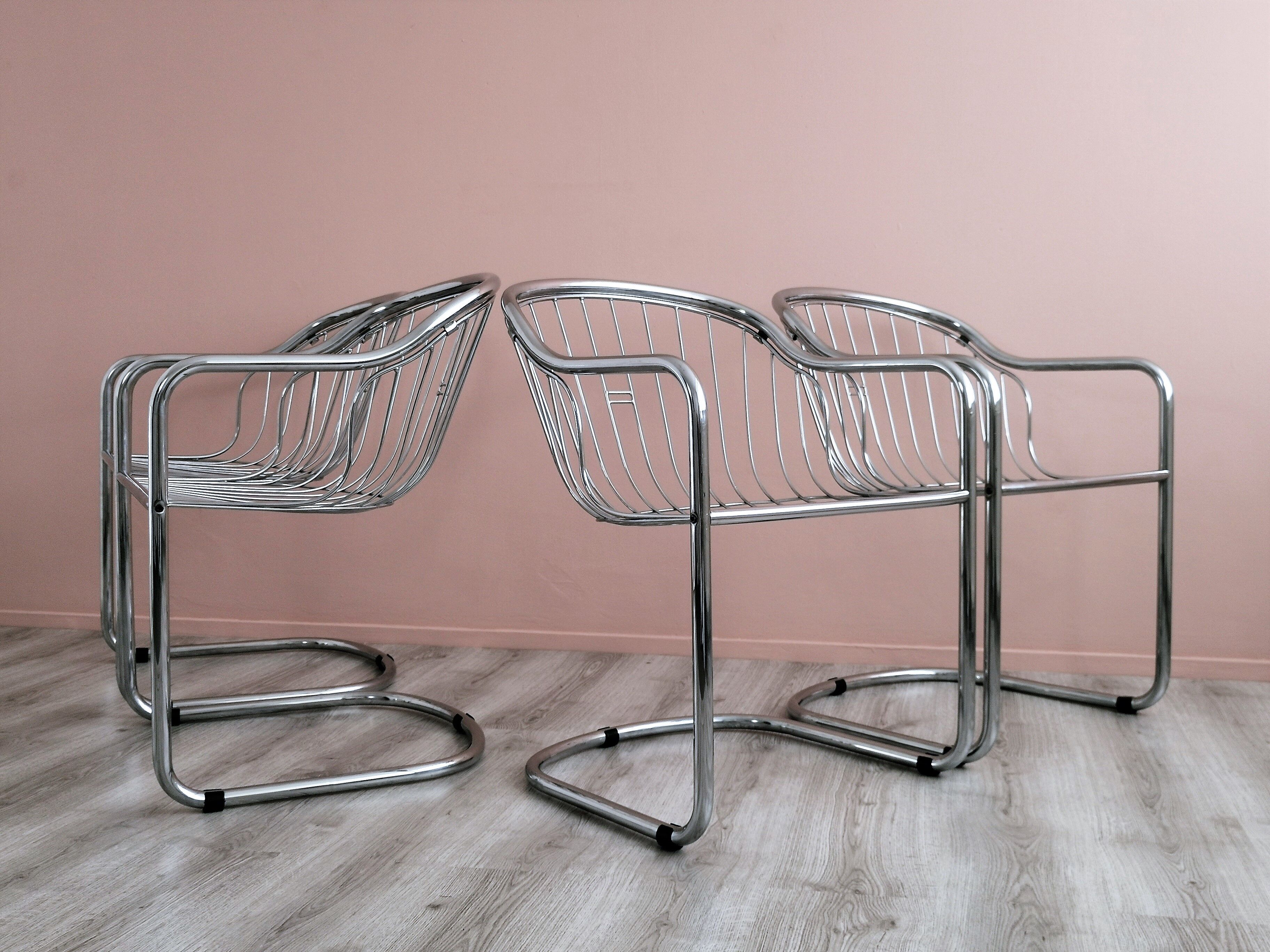 Set of 4 chrome wire dining chairs