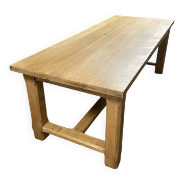 Farm table