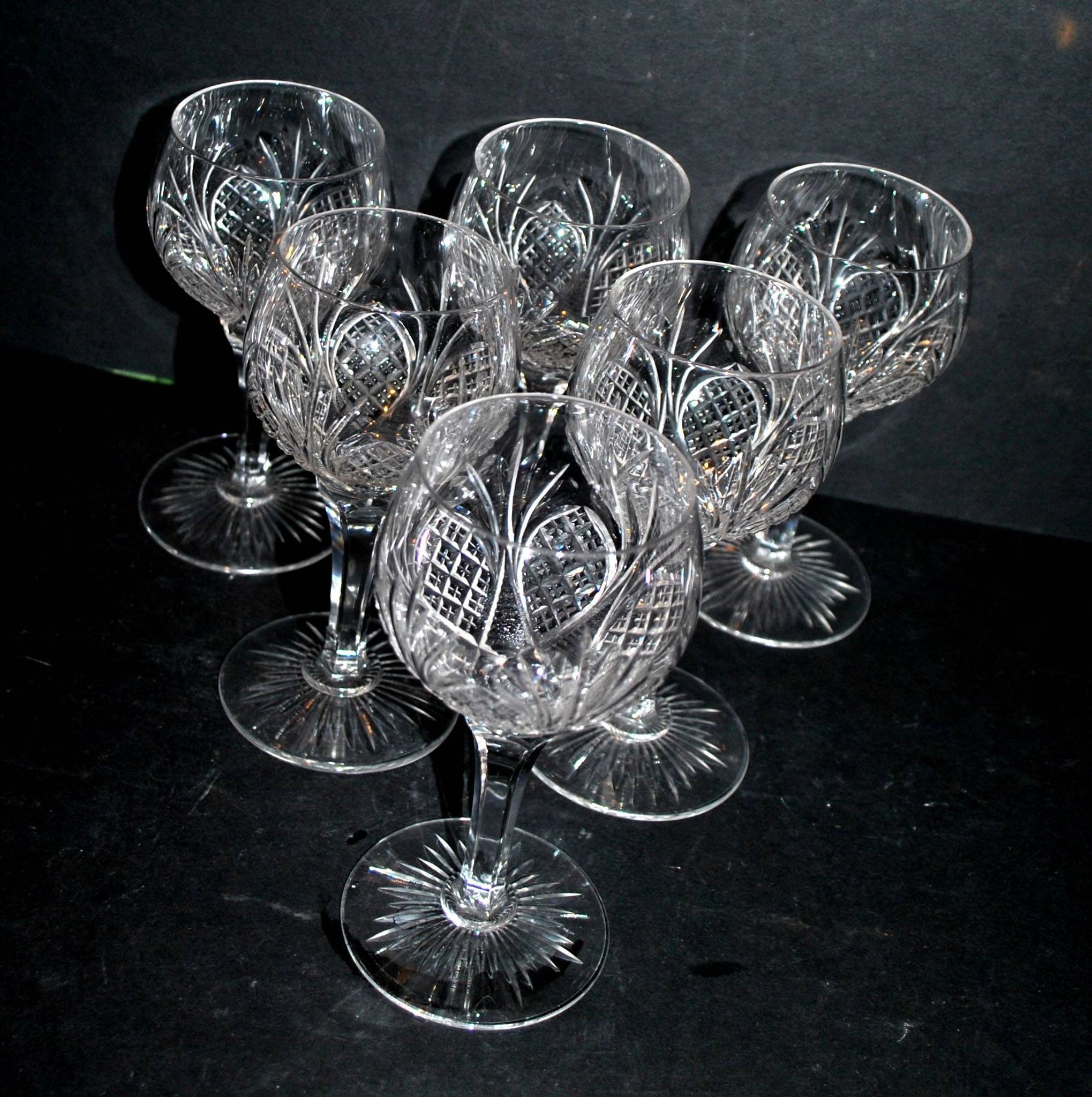 Set of 6 white wine glasses 1900 in cut crystal BACCARAT model 9157 catalog 1907 H13.5