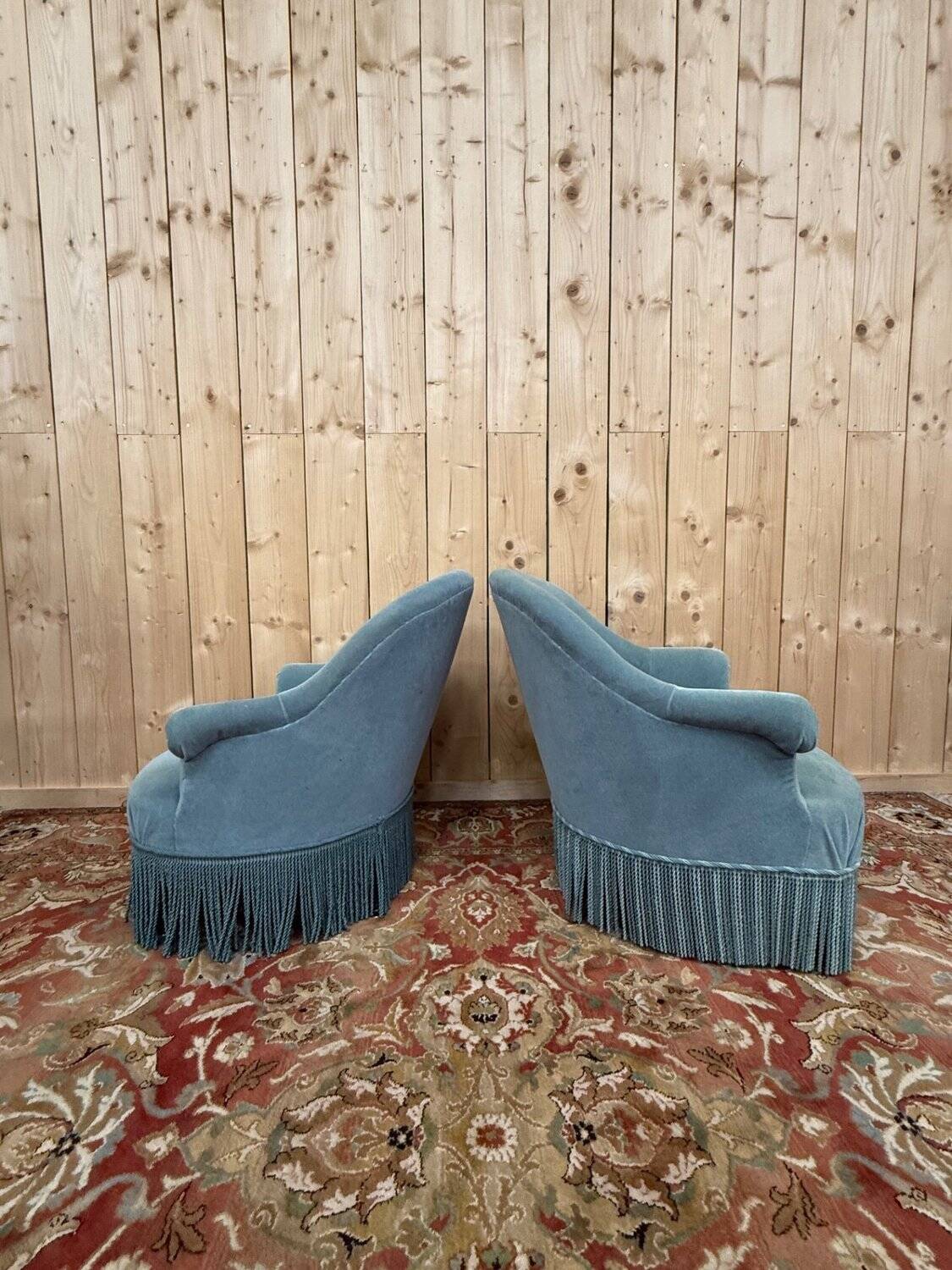 False pair of toad armchairs – Duck blue velvet – Mixed legs XI