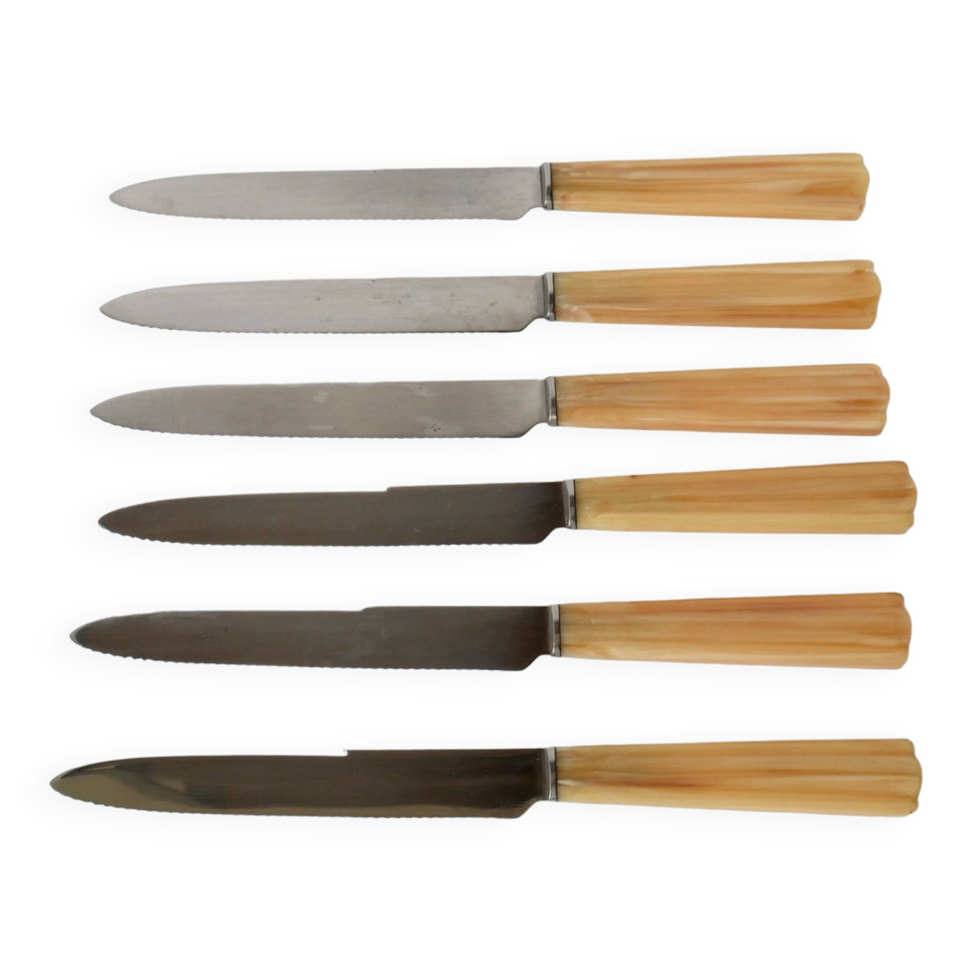 set of 6 large bakelite toothed knives 1960