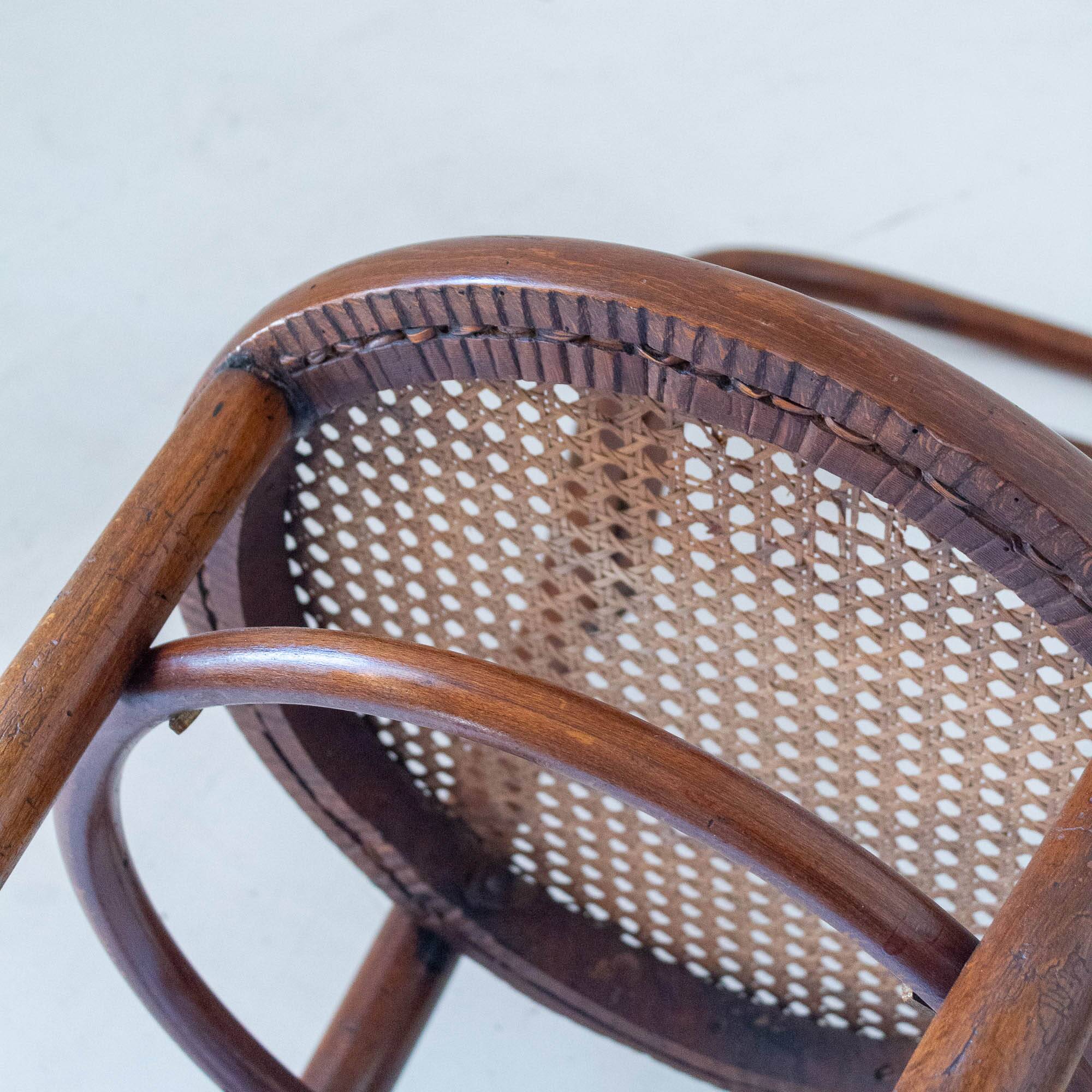 1900s Set of Four Bentwood and Cane Dining Chairs by Josef Hoffmann, Labele